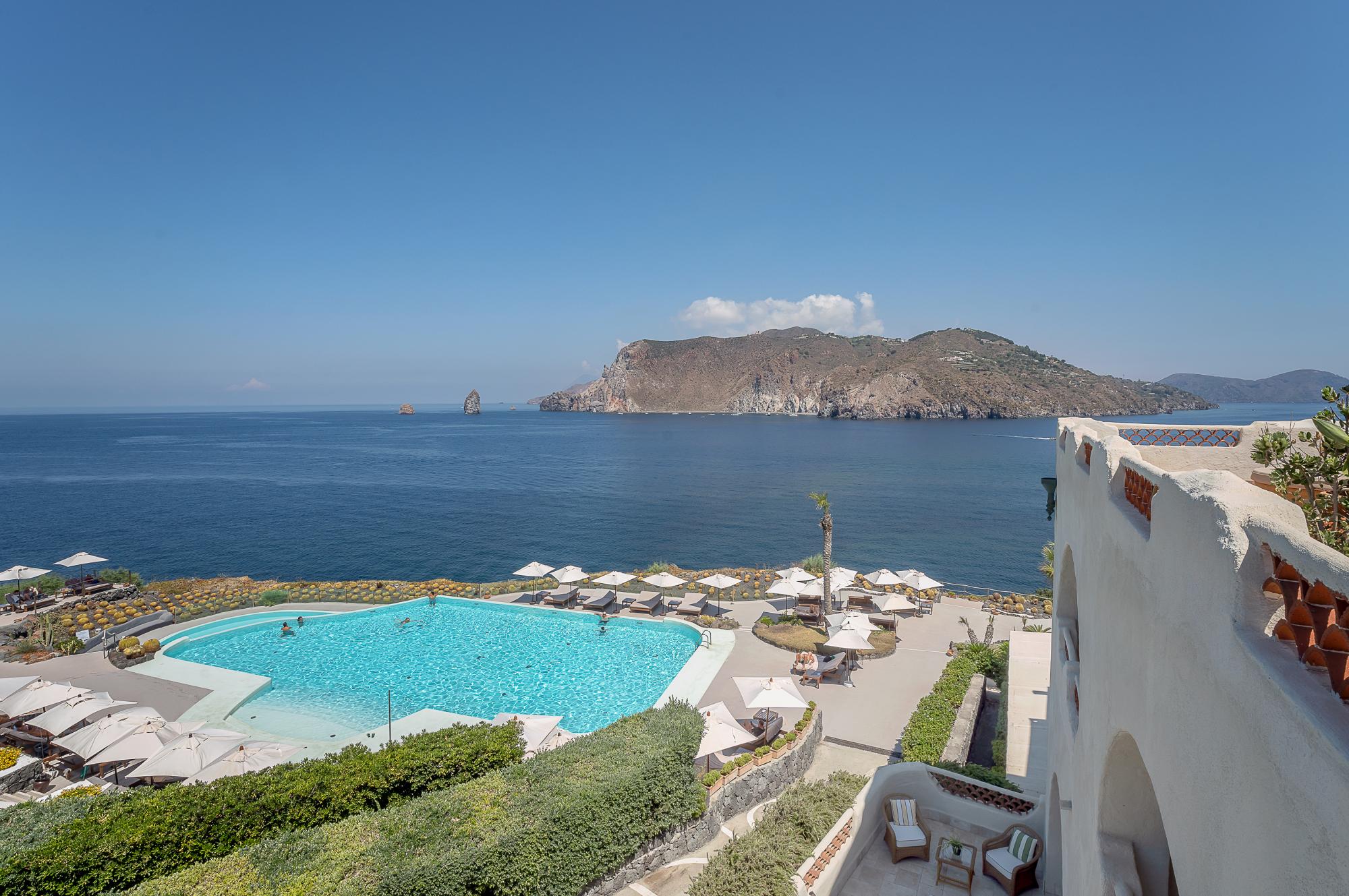 Therasia Resort Sea & Spa