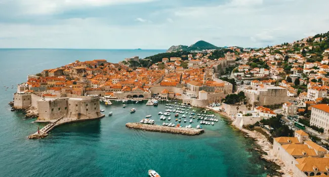 Verwondering van Dubrovnik tot Kotor