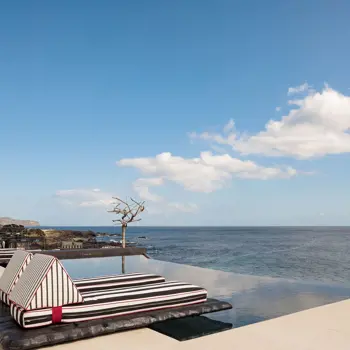 White Exclusive Suites & Villas