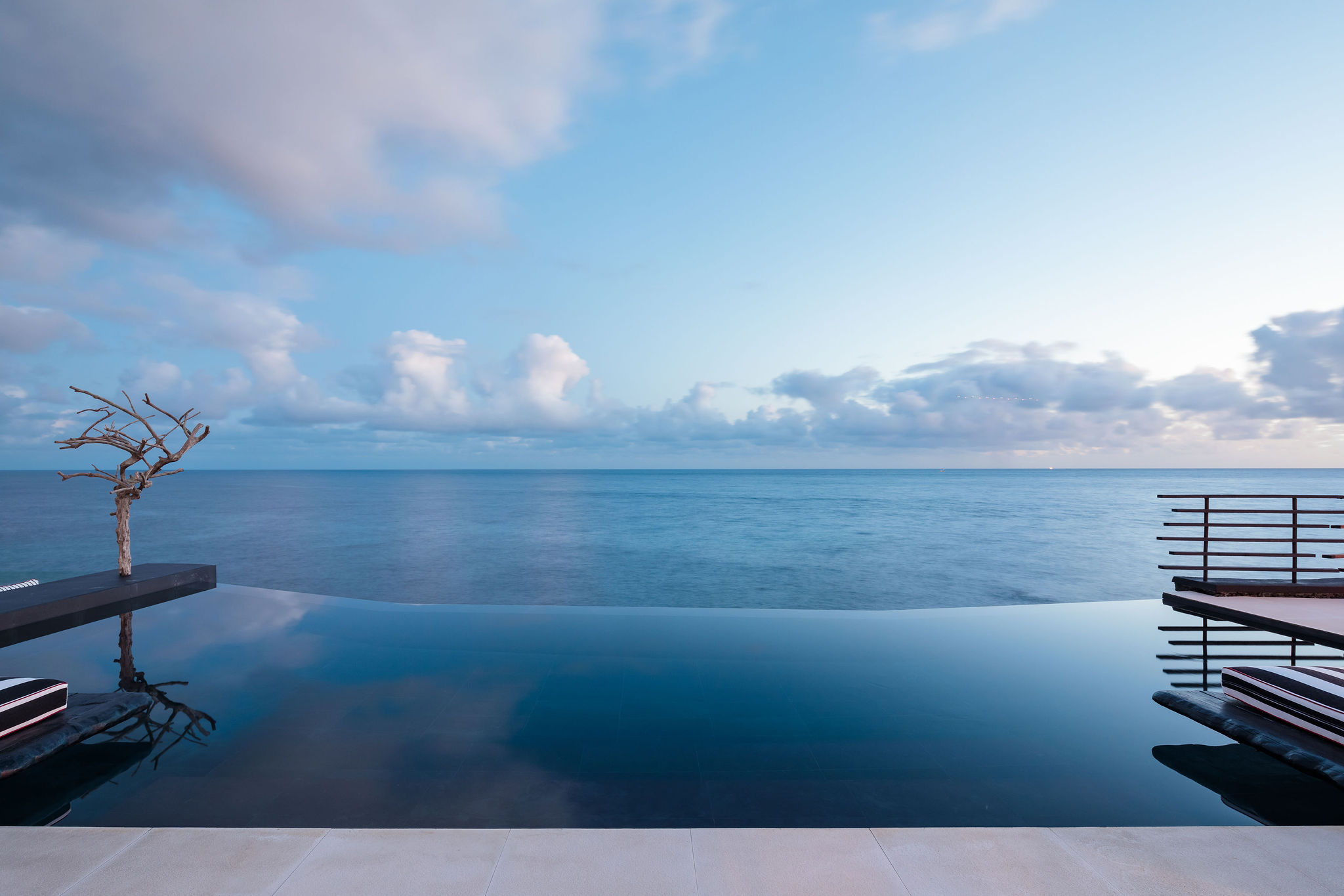 infinity pool