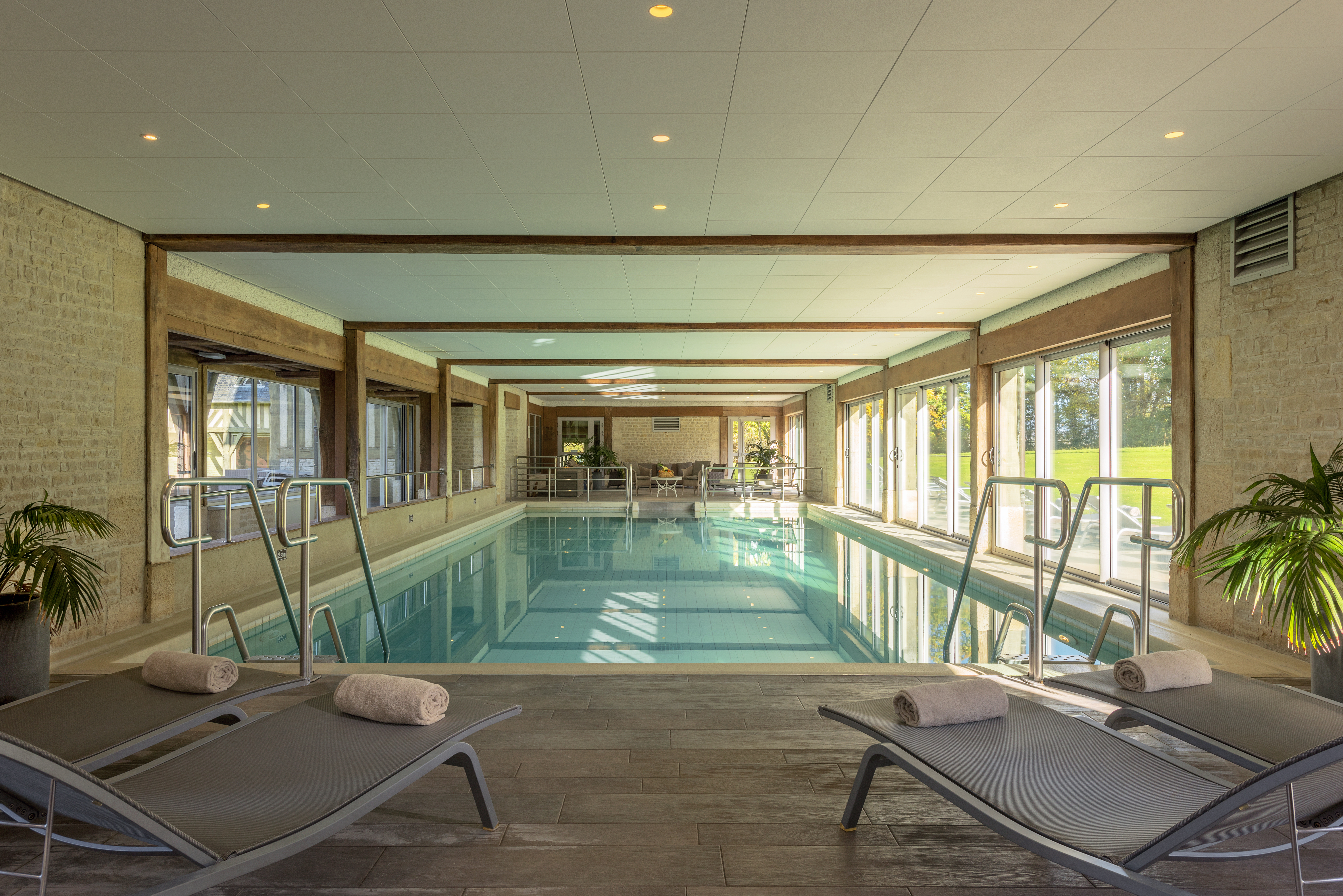 hotel les manoirs de tourgeville piscine swimming pool  alexandre chaplier deauville 2