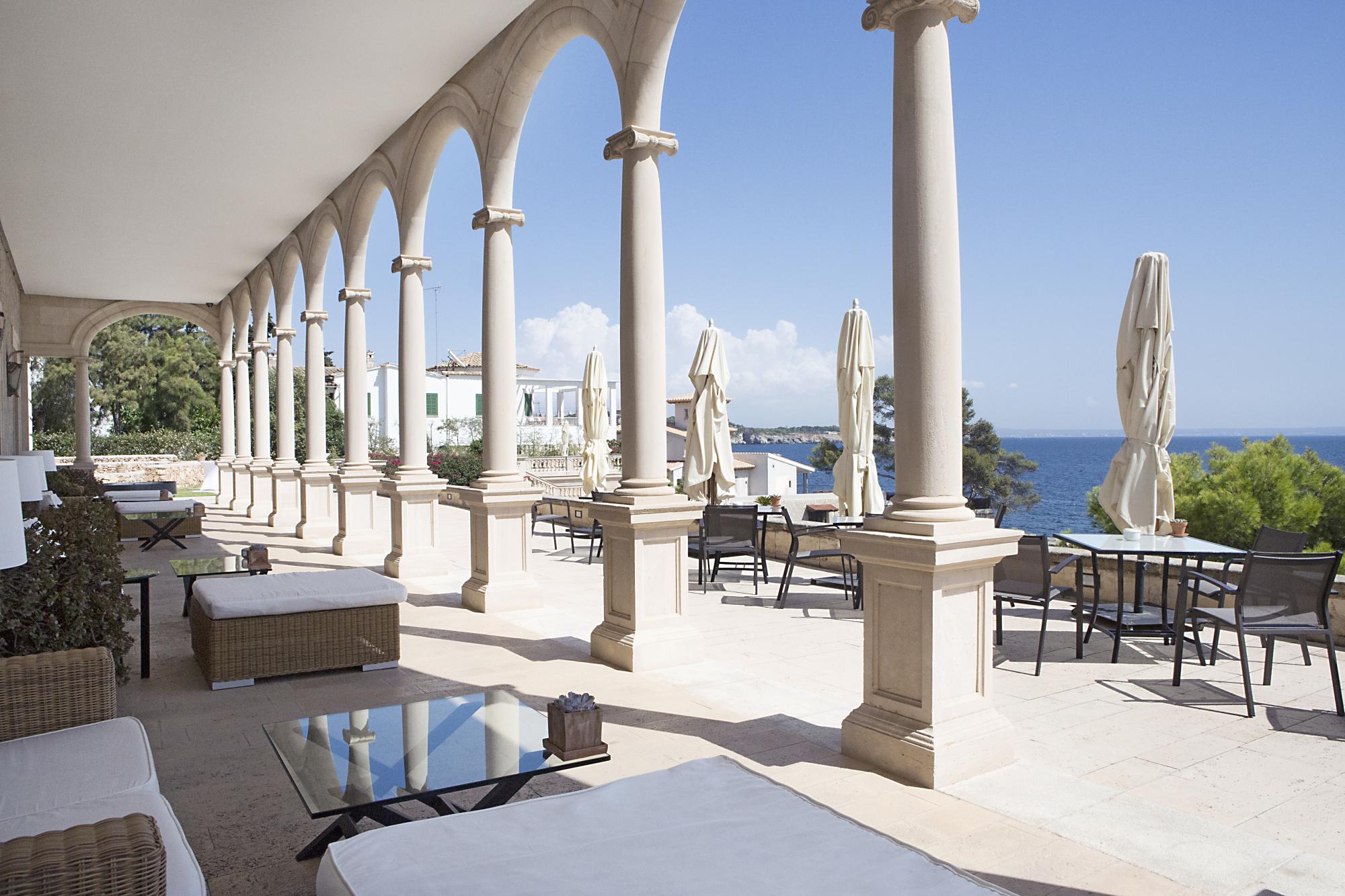 hotel hospes maricel restaurant