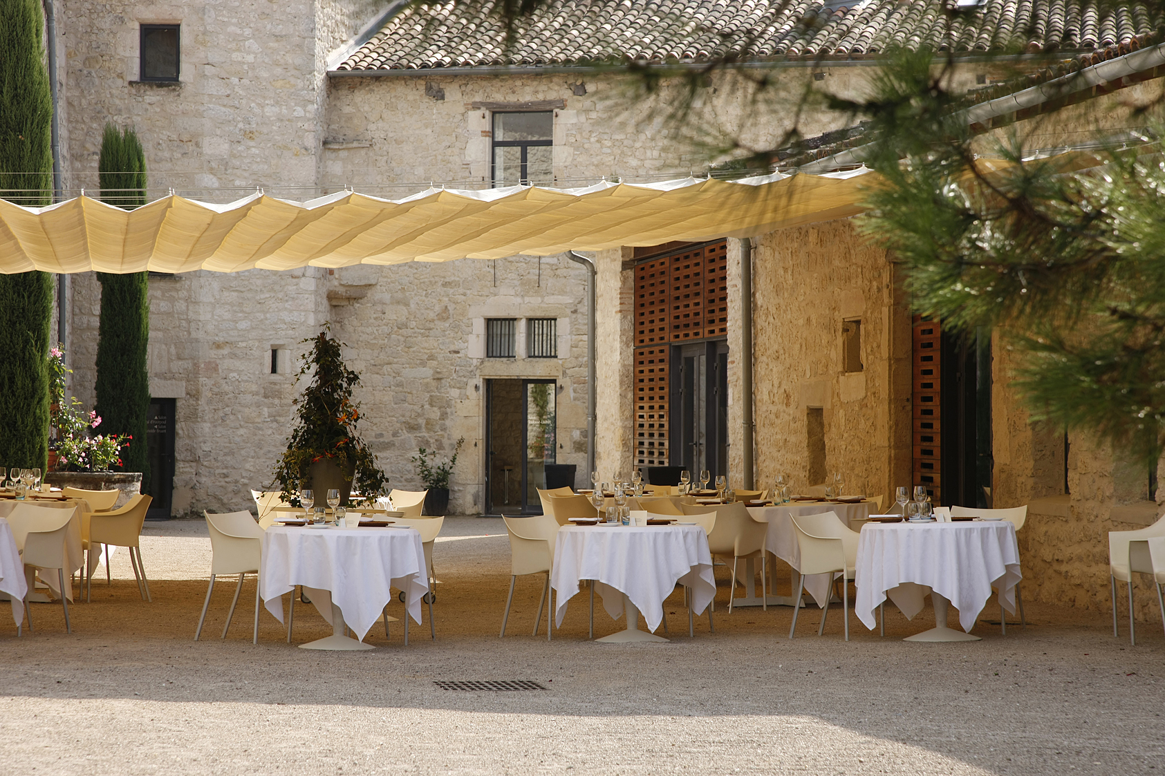 chateau de salettes restaurant