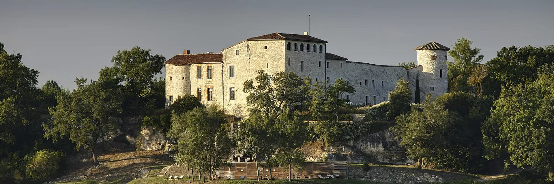 chateau de salettes ligging