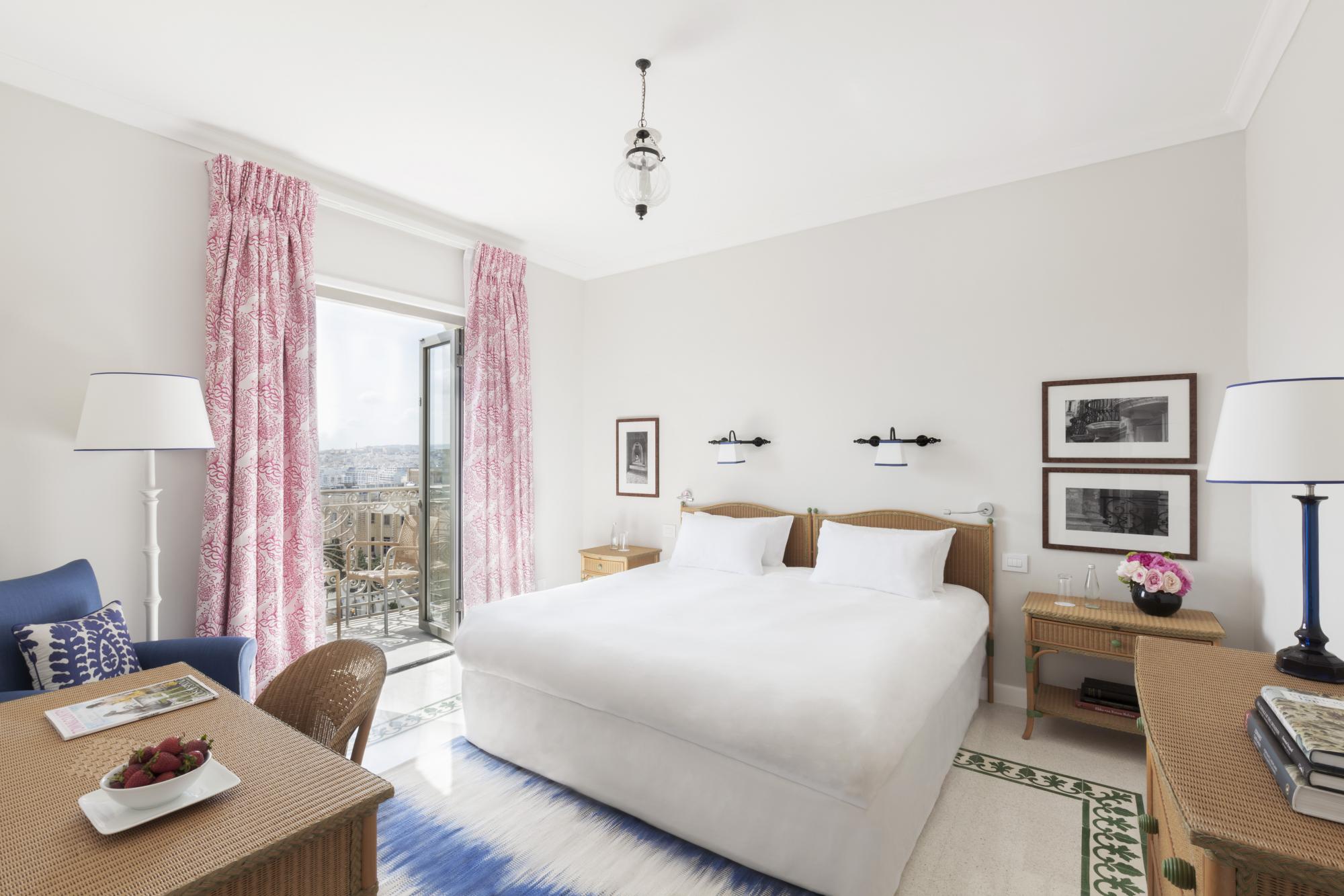 the phoenicia malta hotel