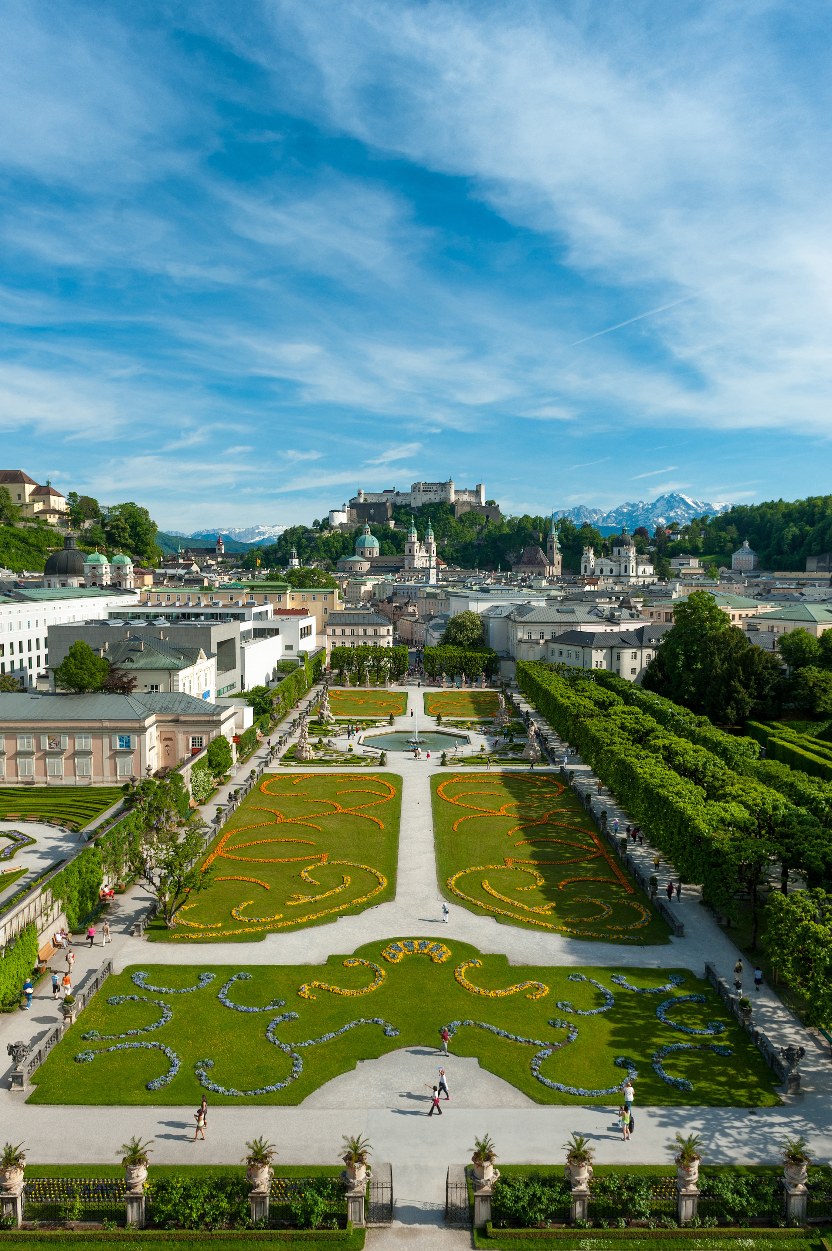 mirabellgarten hochformat