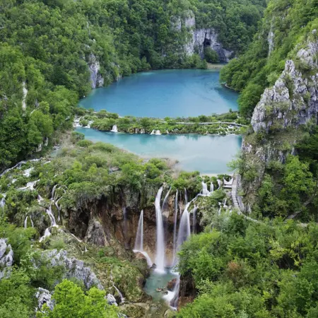 meer en watervallen in kroatie