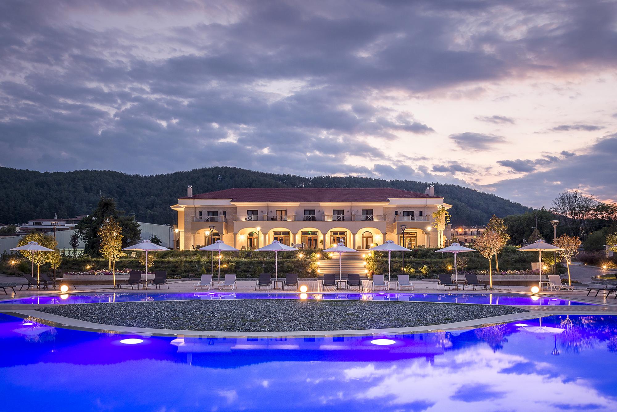 the lake hotel ligging