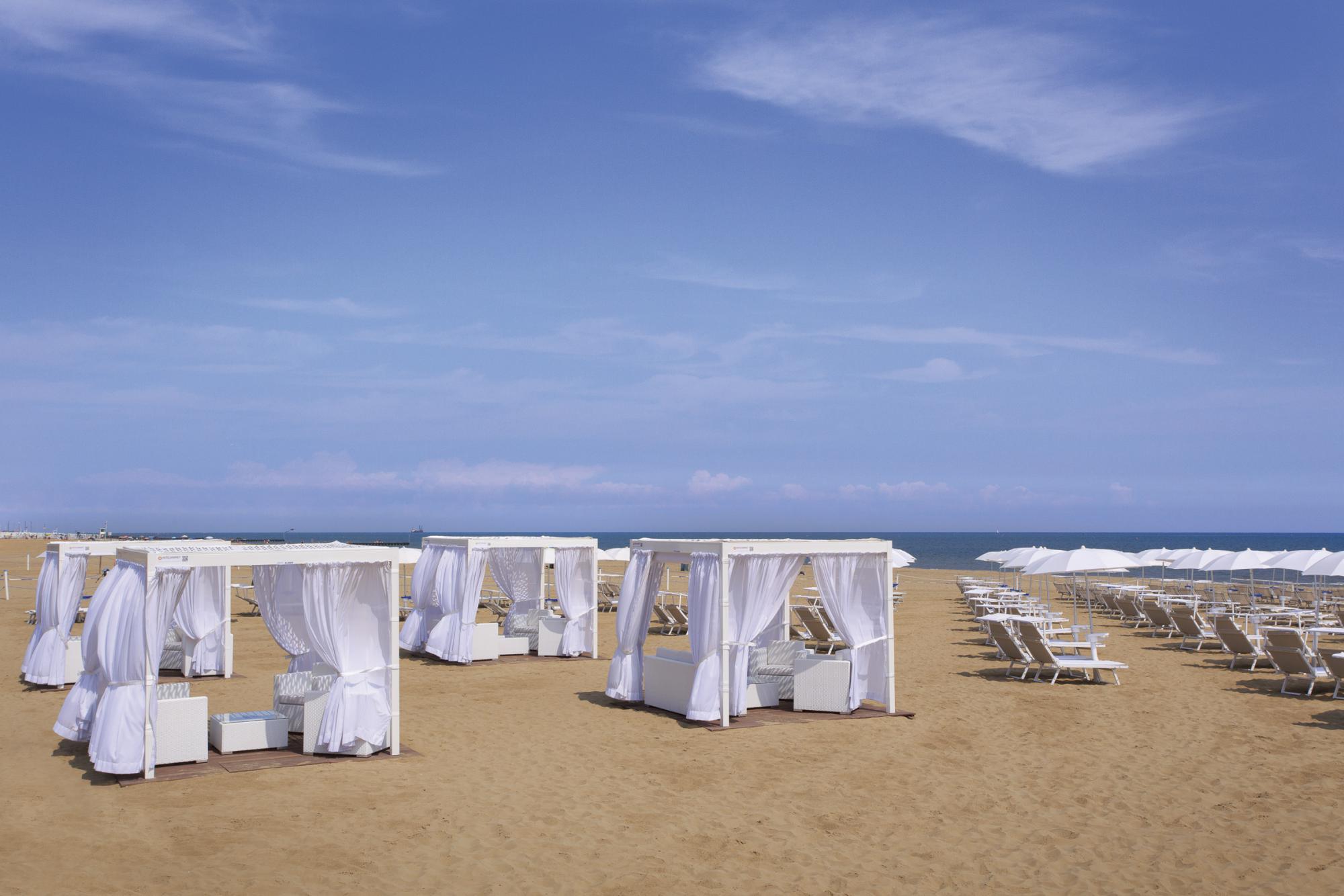 almar jesolo resort spa ligging