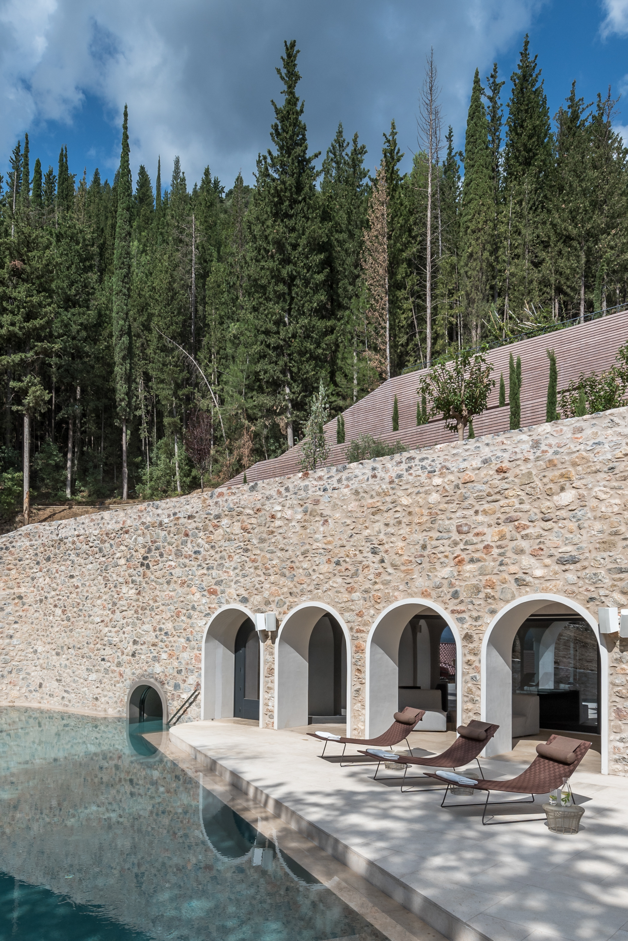 outdoor pool 2 euphoria retreat griekenland