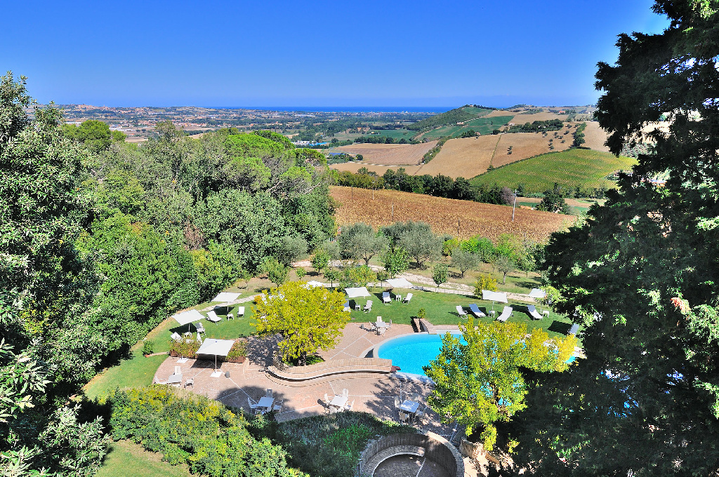 castello di monterado uitzicht