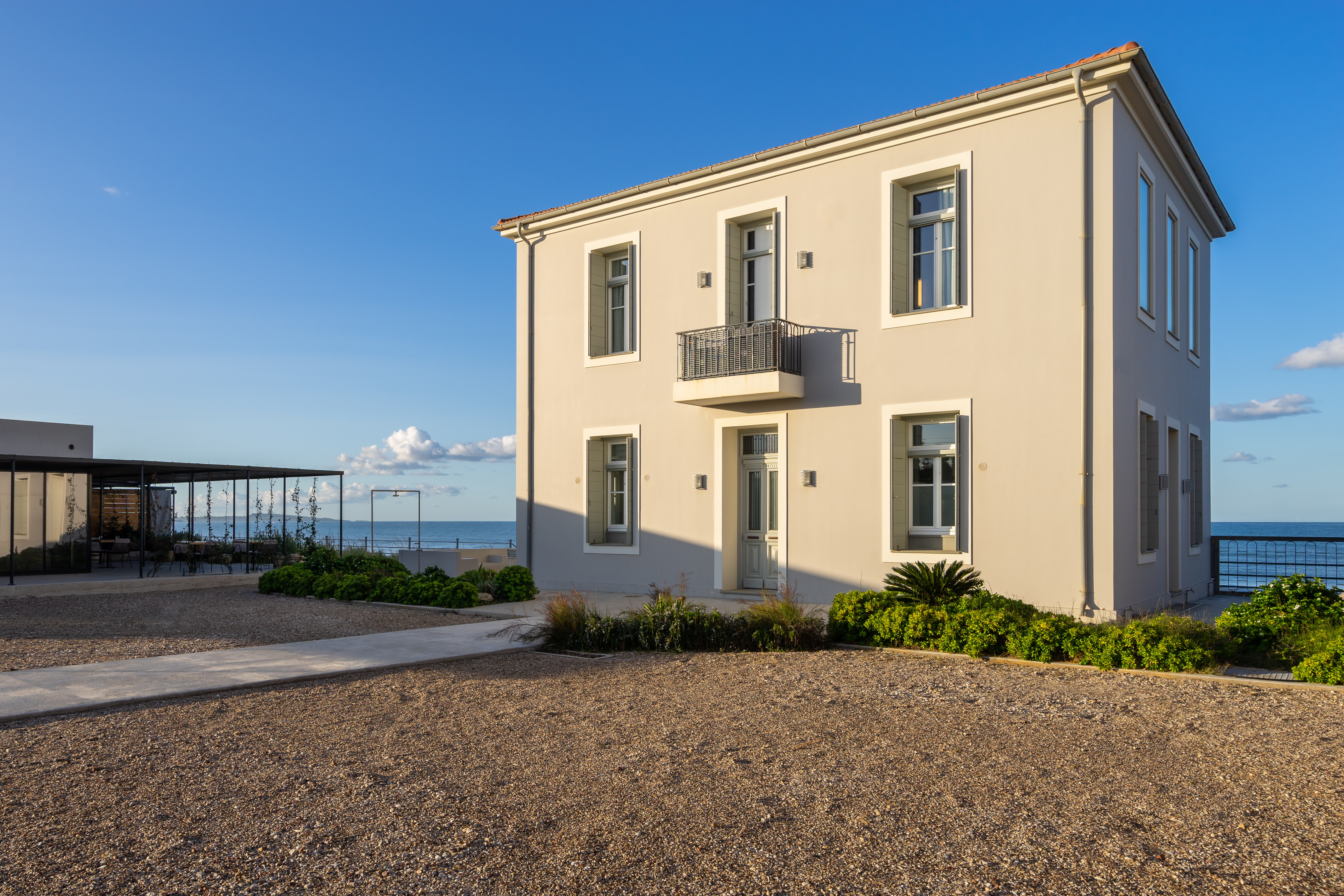 dexamenes villa exterior1