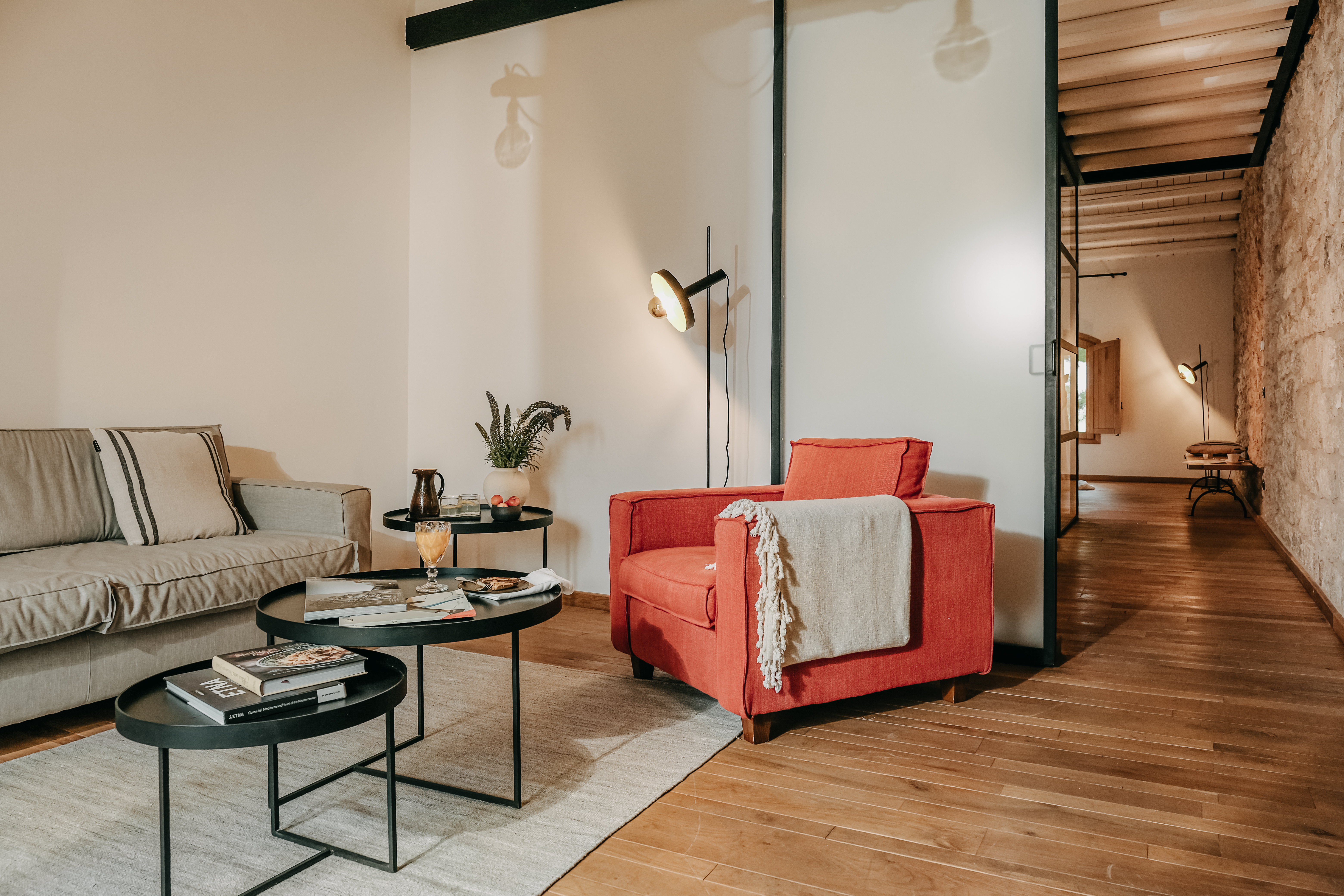 25 superior suite