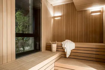 17 sauna louvre lens hotel