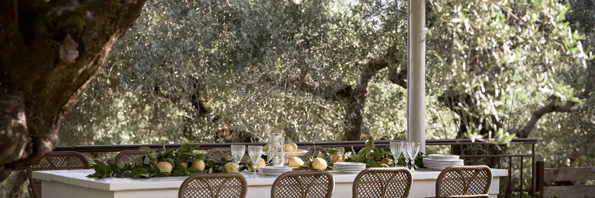 23 leeda s village restaurant