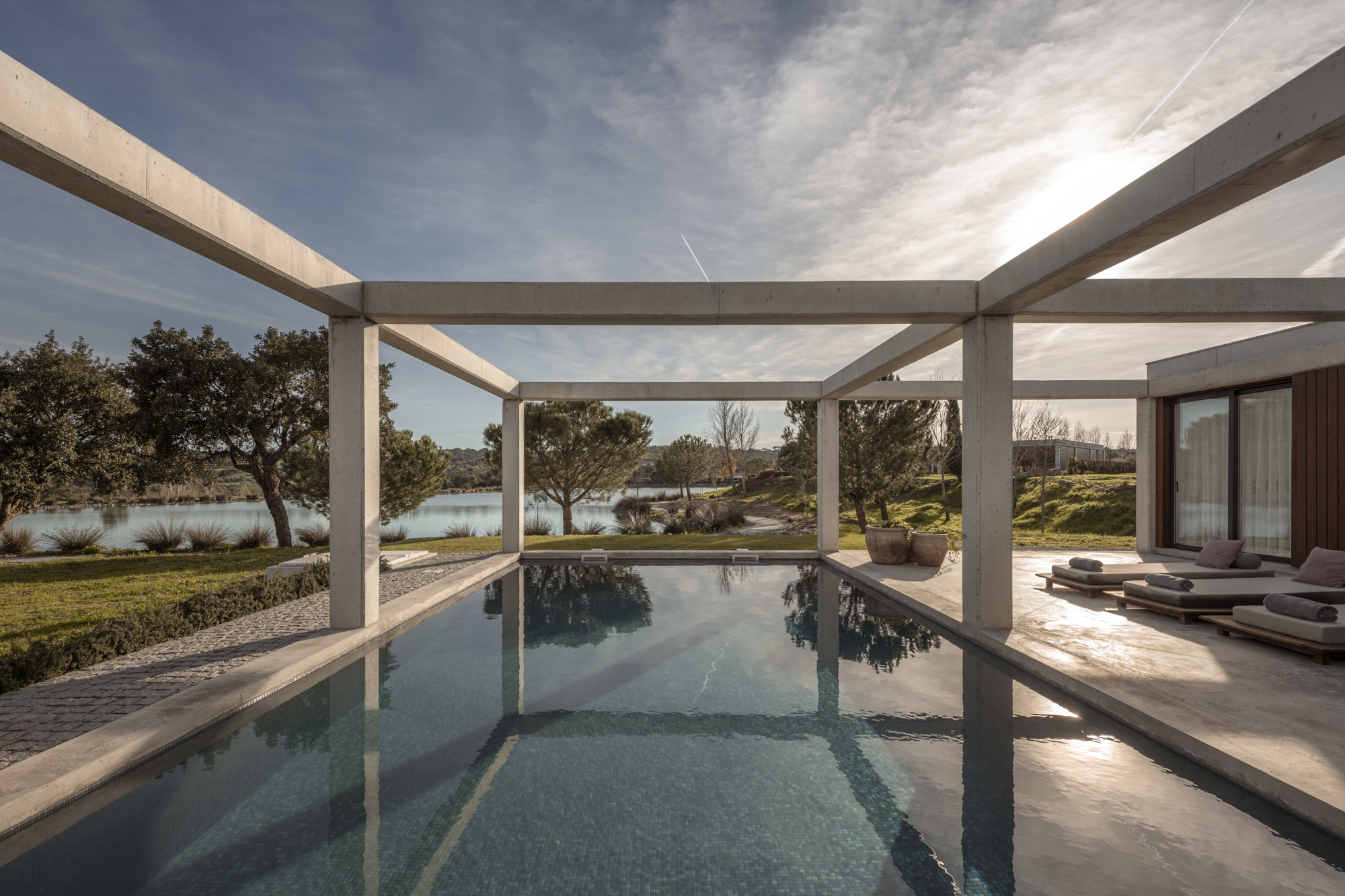 13 l and vineyards lake villa private pool