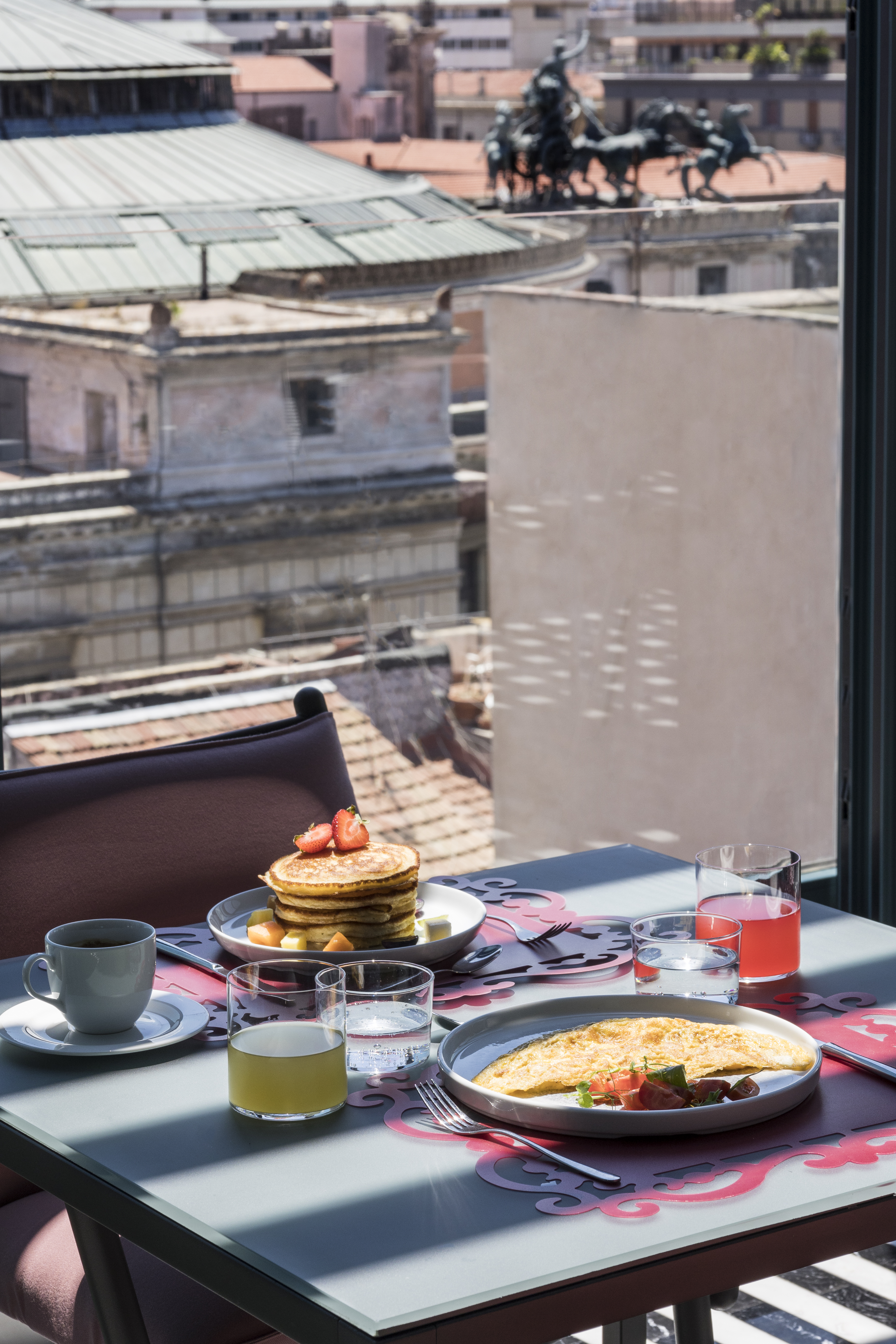 10 breakfast room