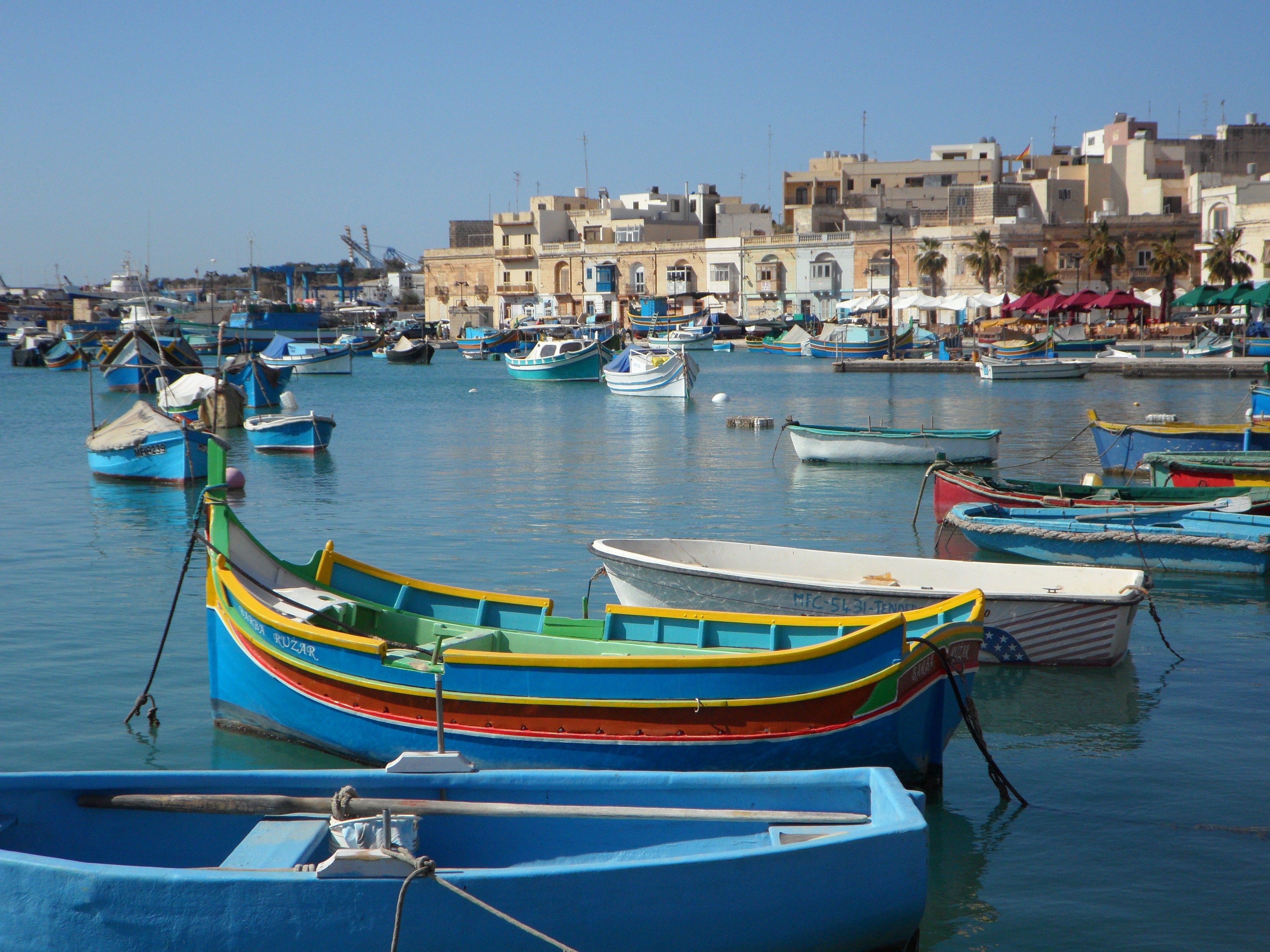 fishing village 128519
