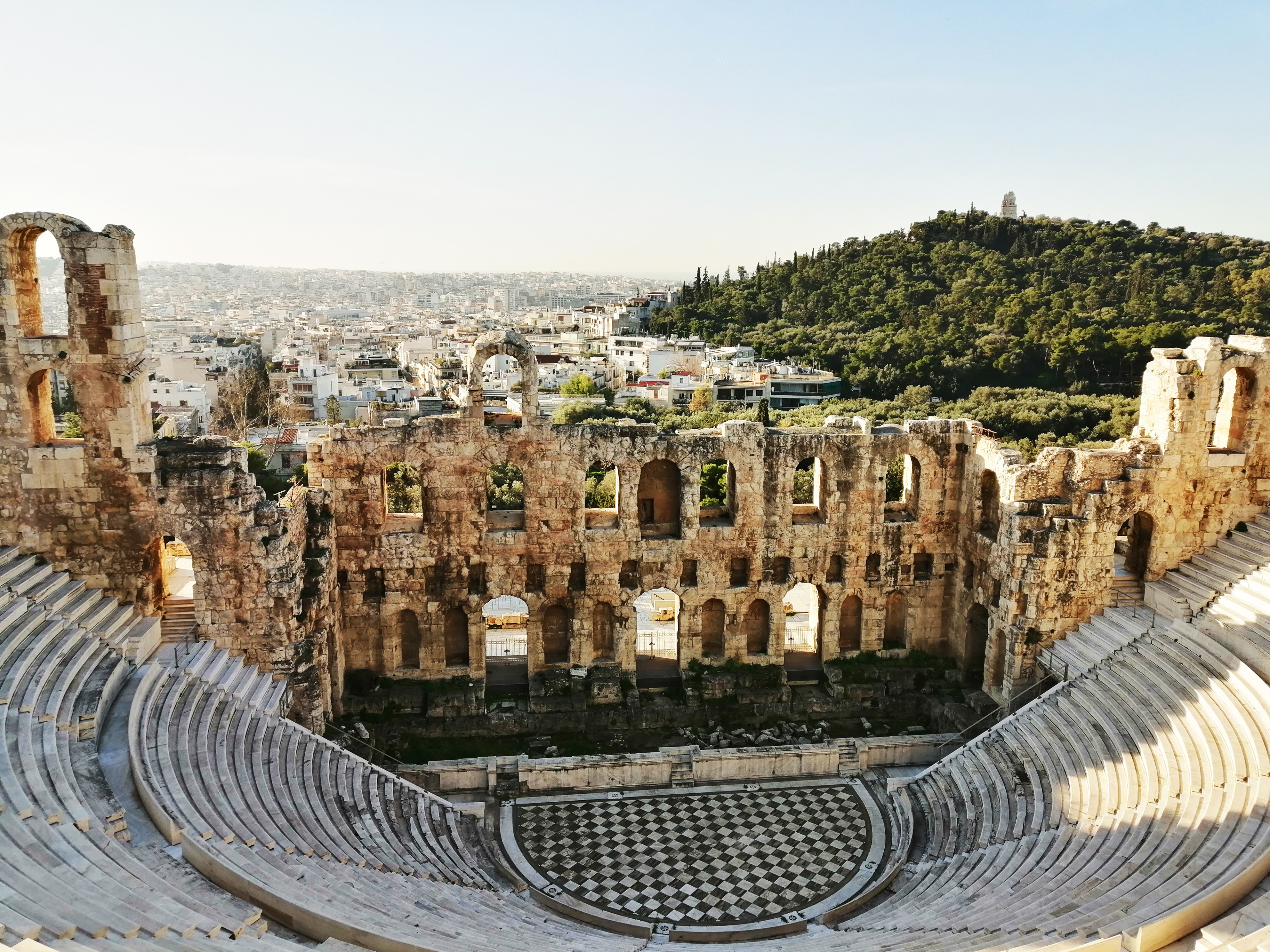 enric domas id4r0bm0zdu unsplash