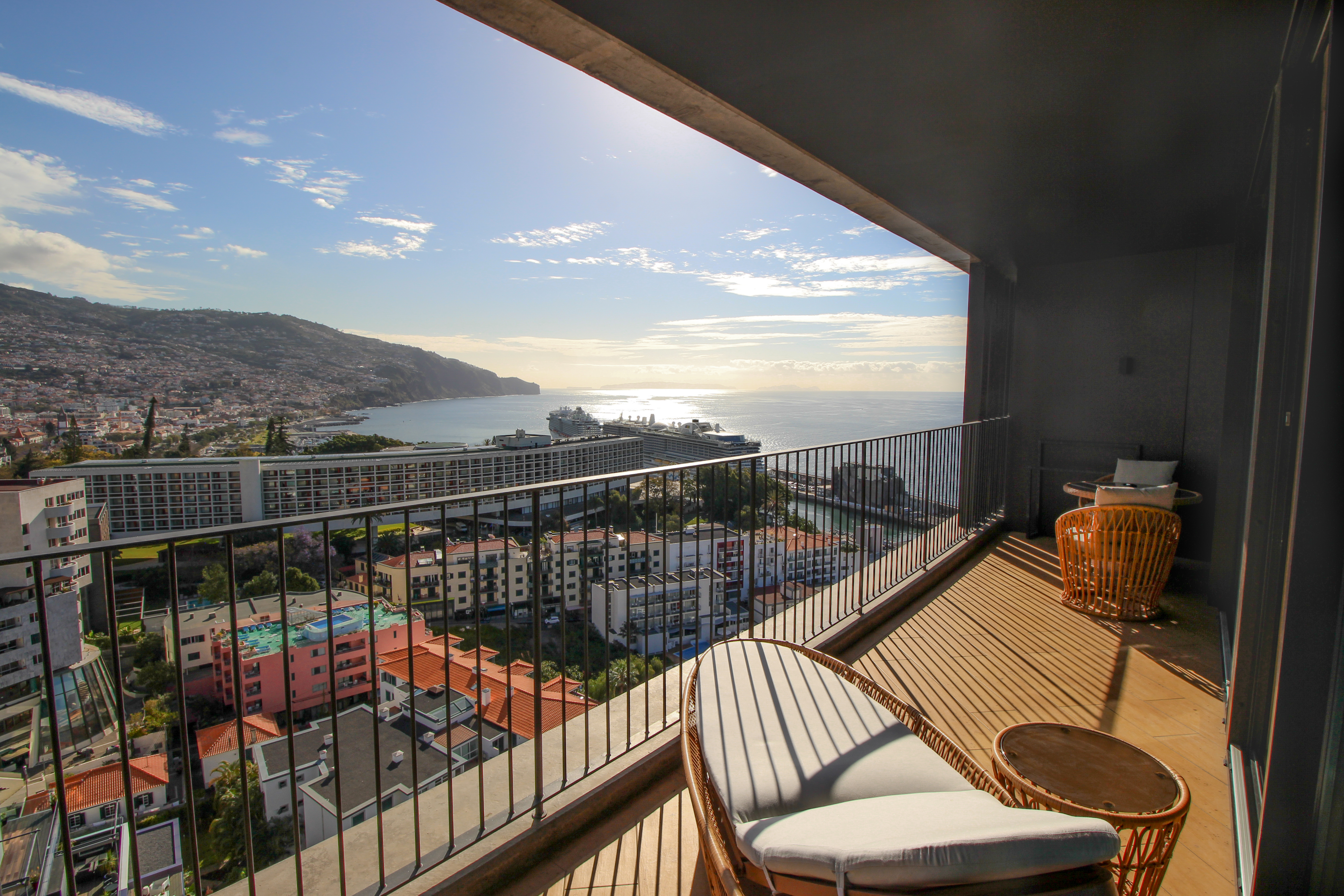 bay suite 2