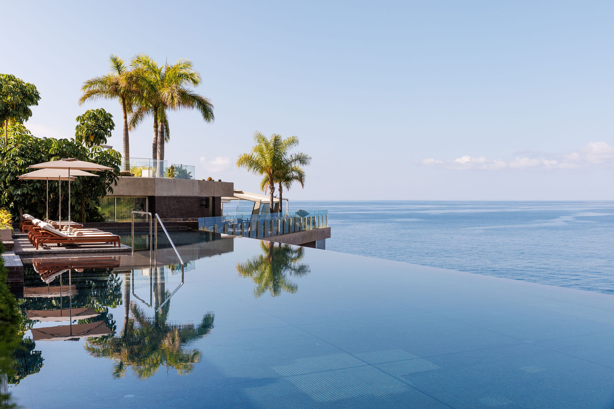 infinity pool