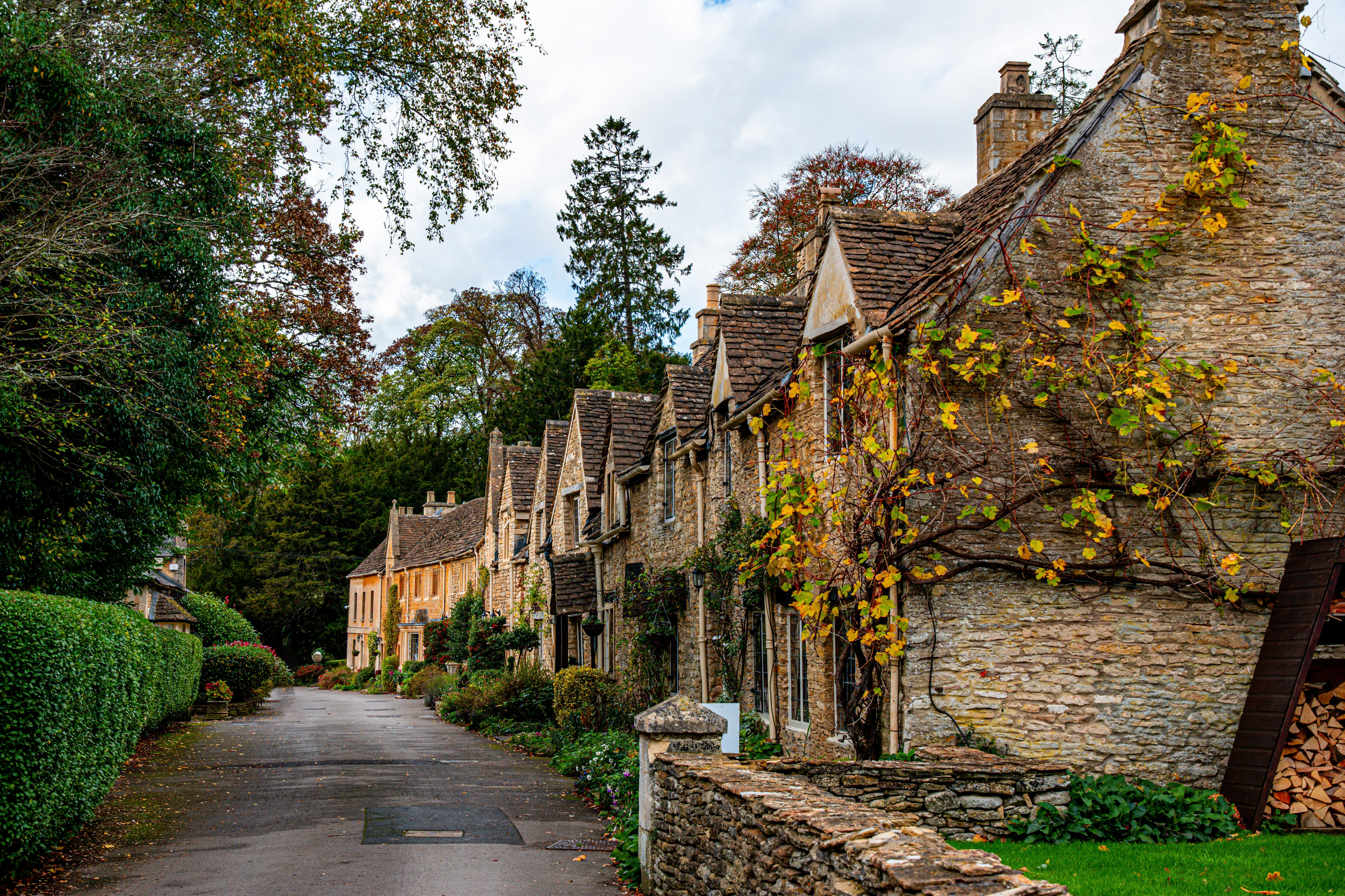 castle combe 2