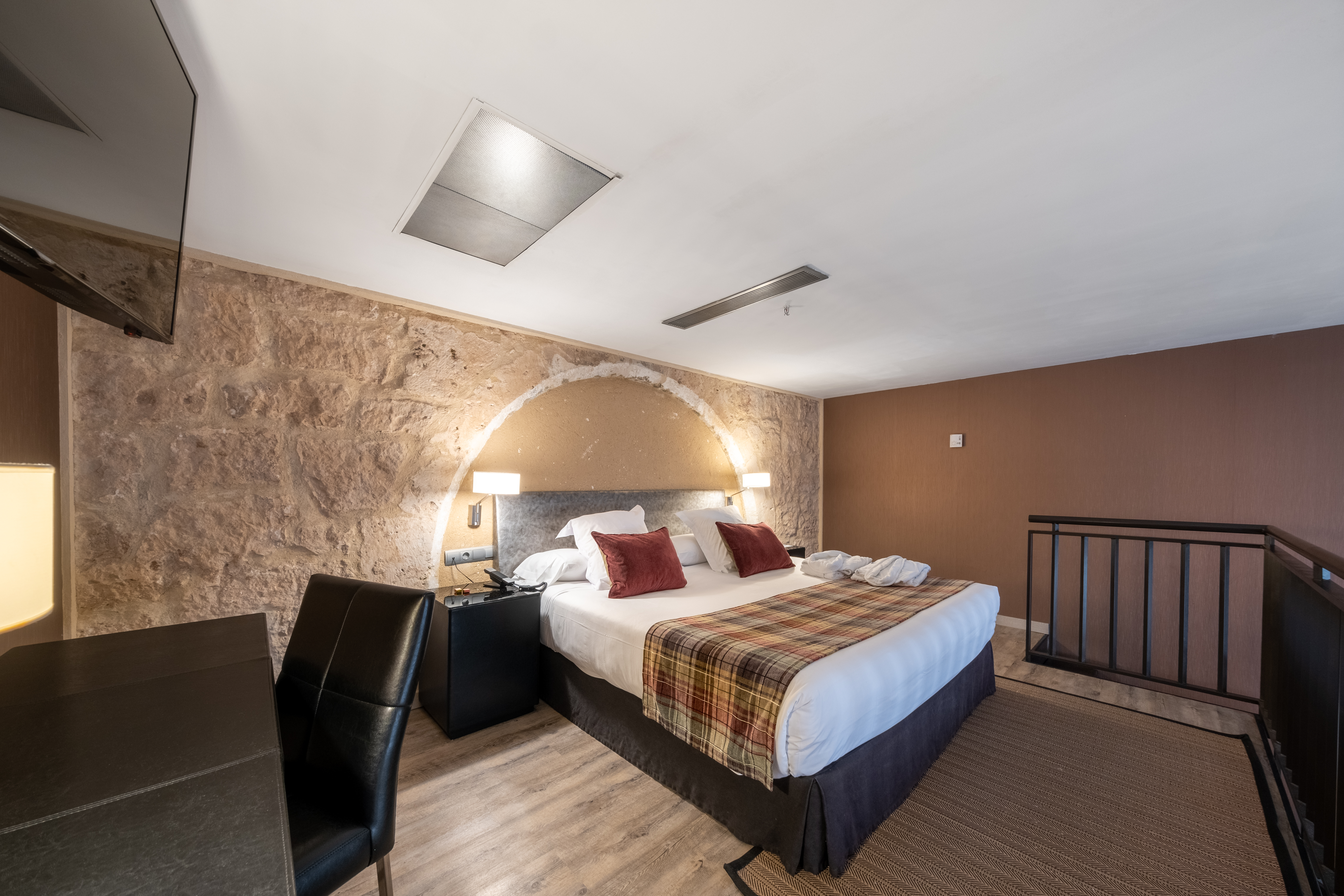 5 duplex suite