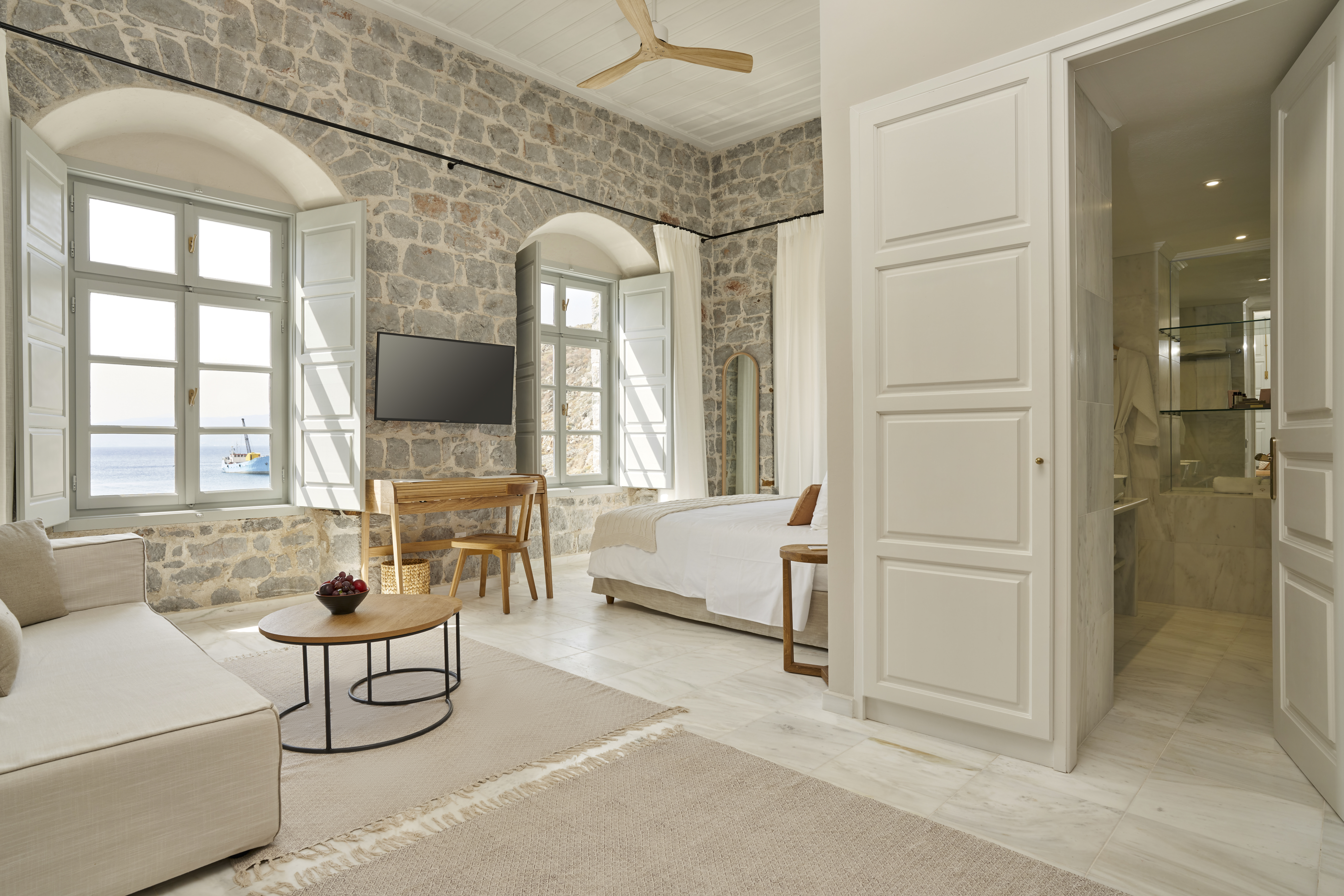 2 tower suite with private terrace sea view