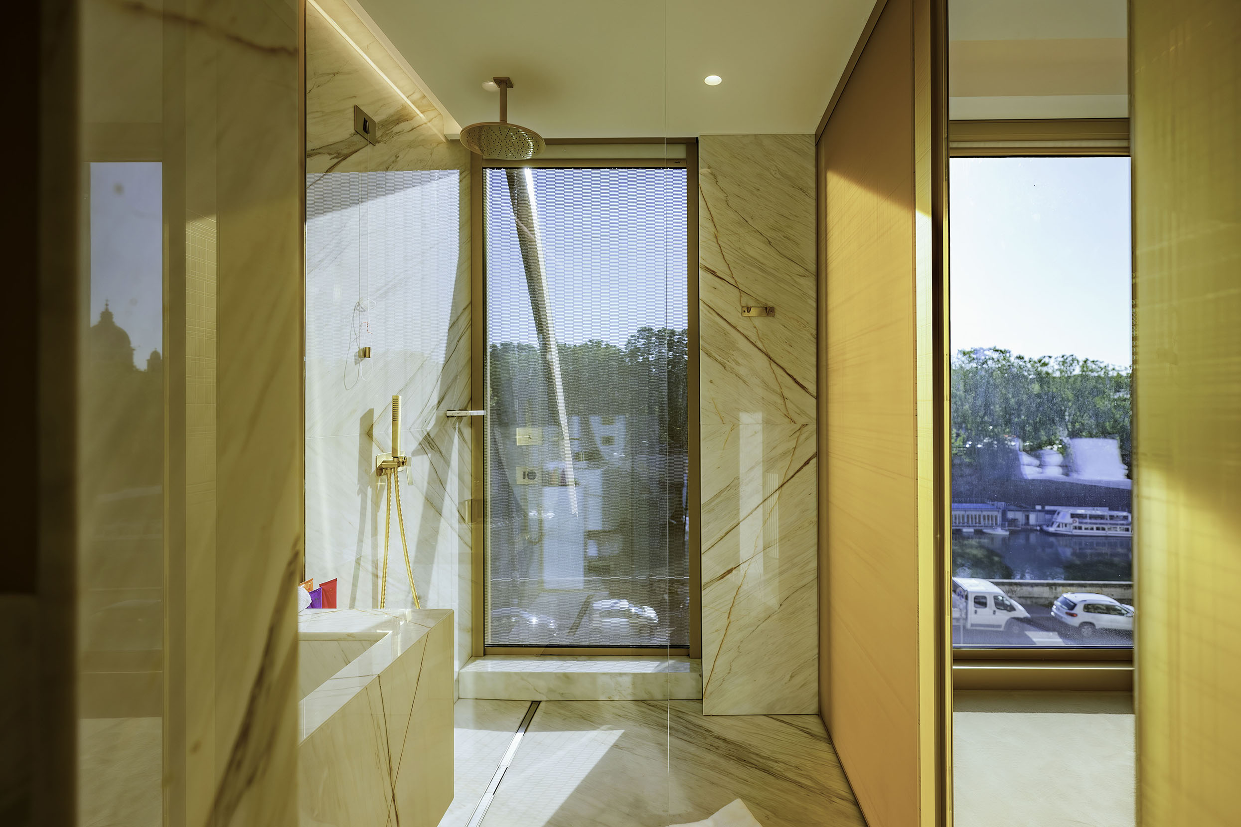 4 thefirstmusica studioroom bathroom