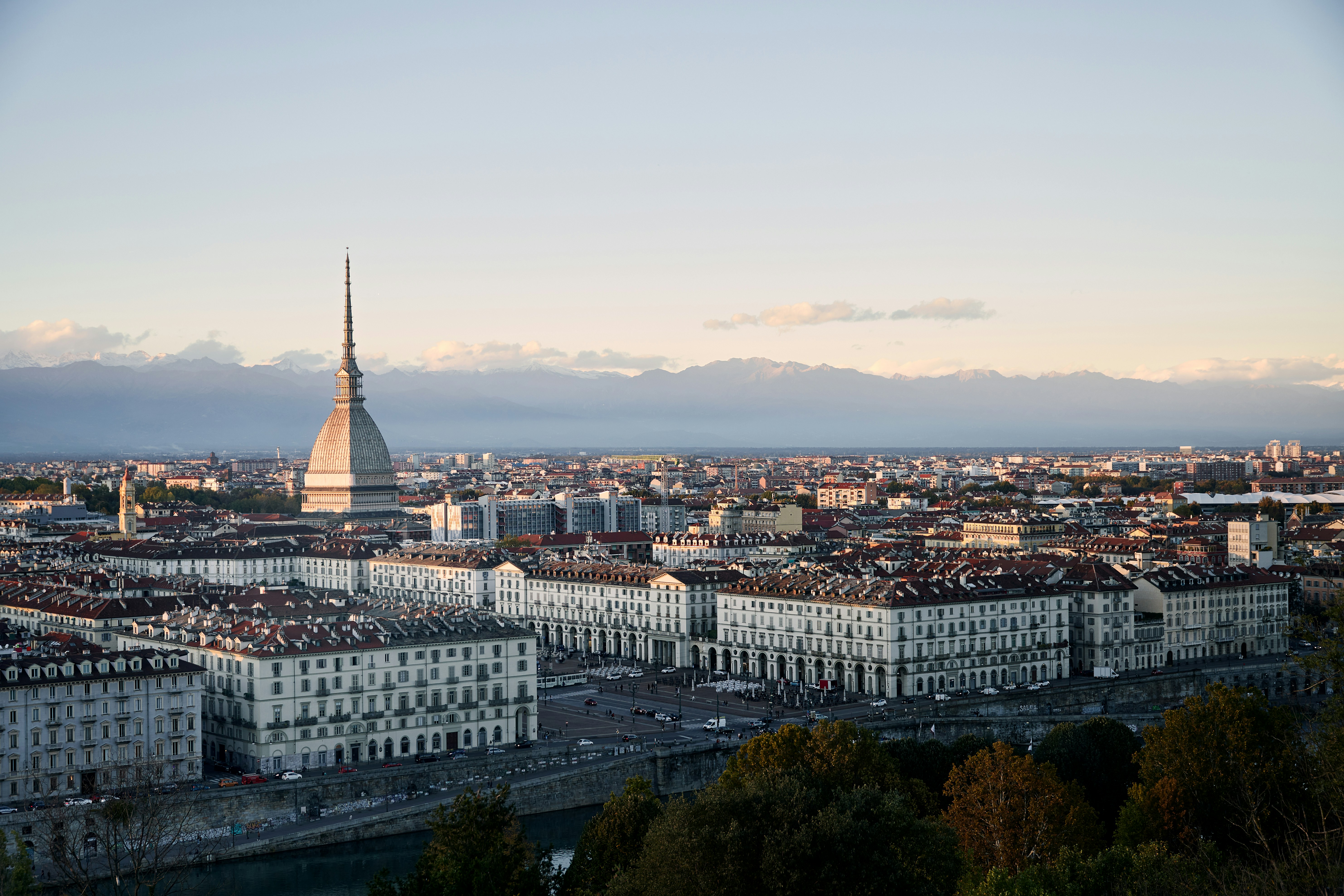 meravigliosa uitzicht op tramonto monte dei cappuccini piazzale monte dei cappuccini torino to italia