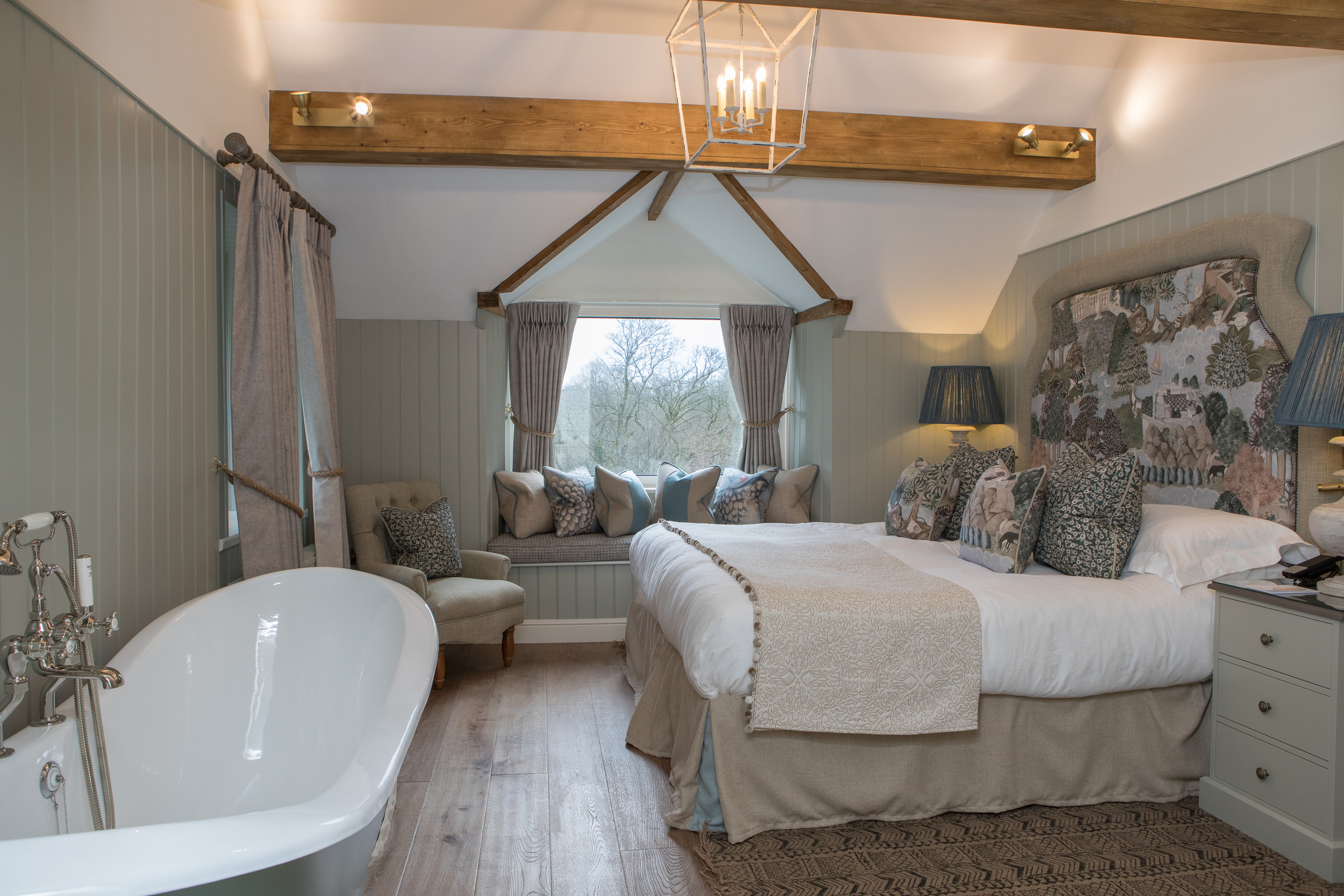 17 bedroom