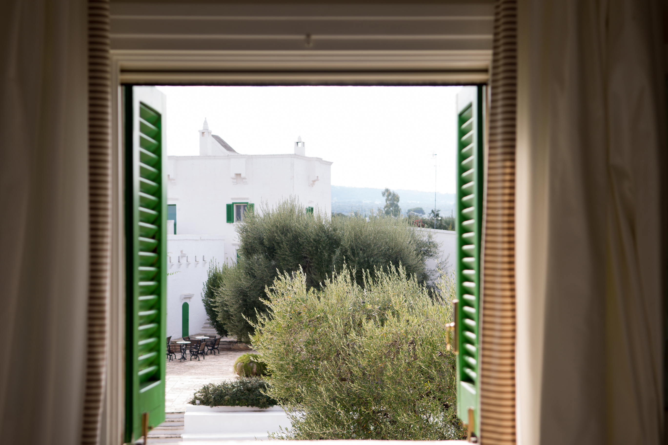 4 window