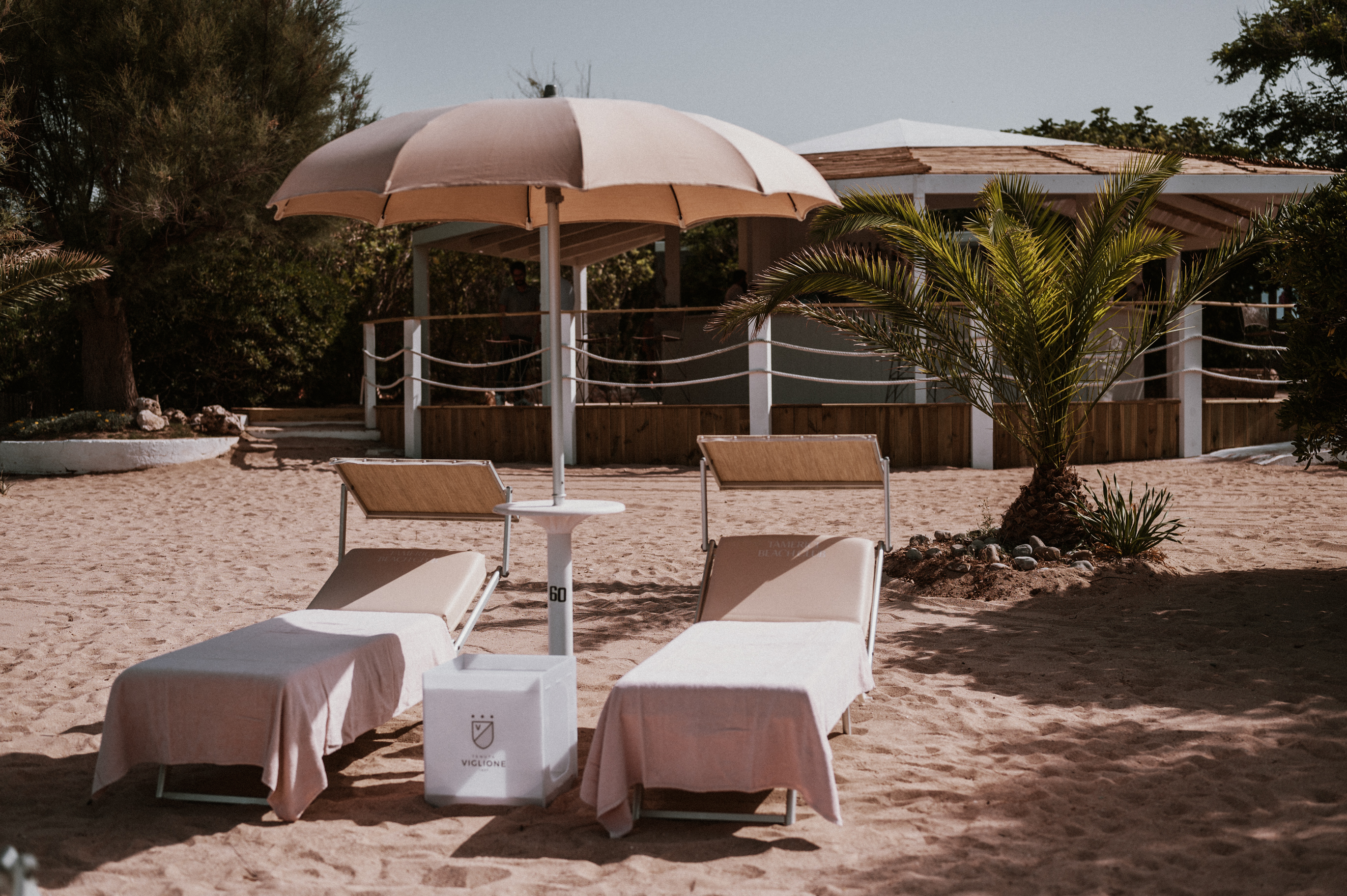 7 beach bed