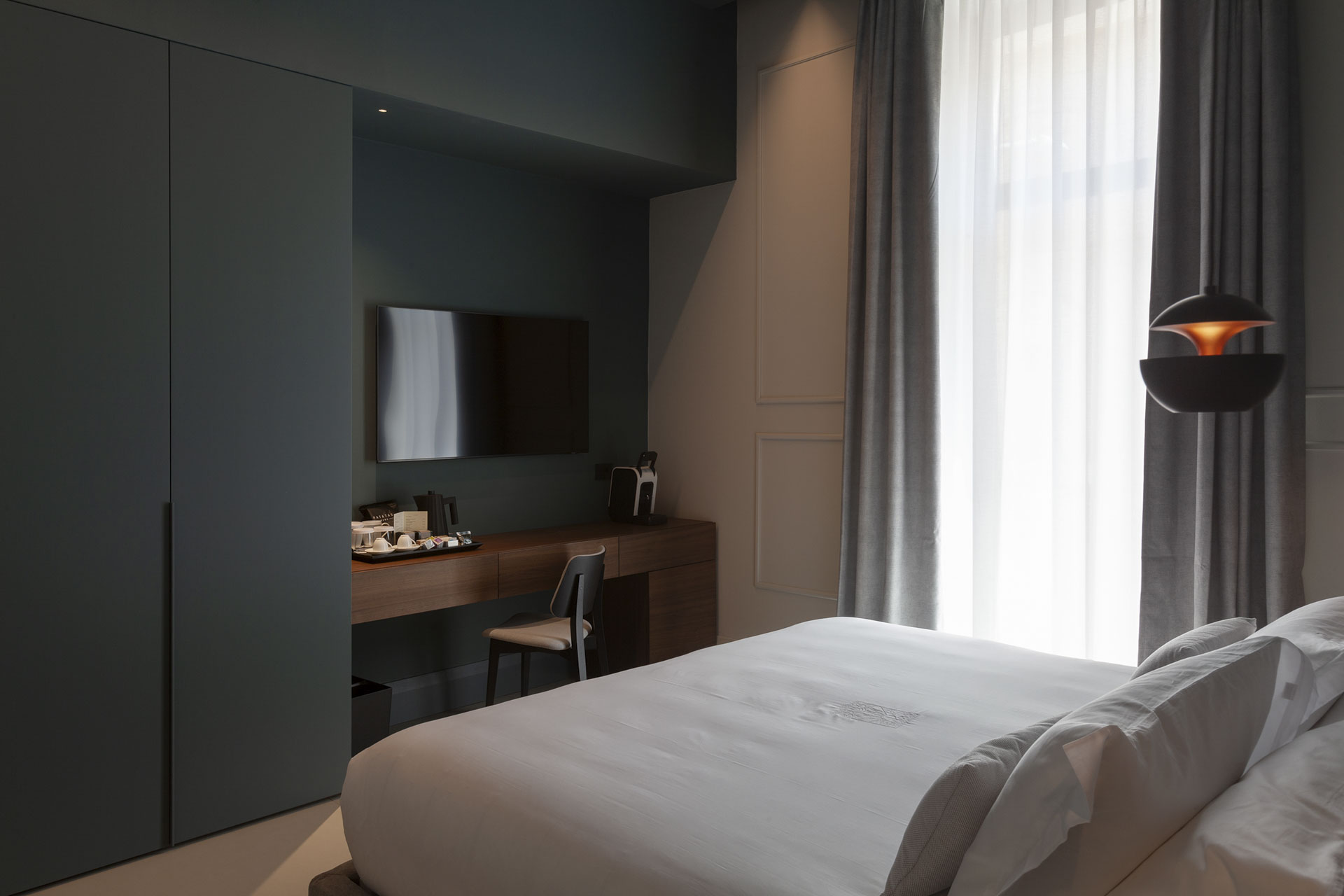 10 junior suite