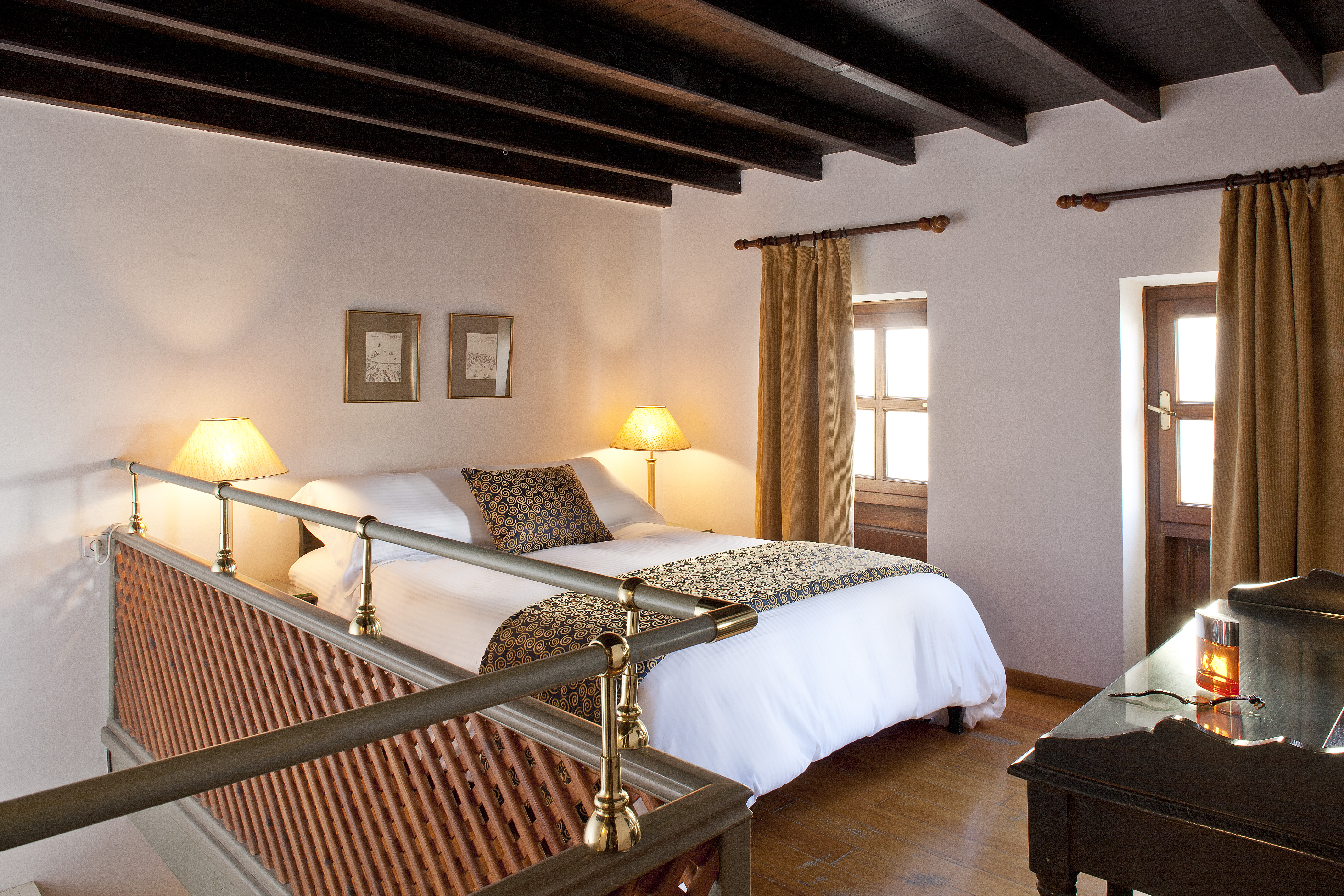 22 duplex room