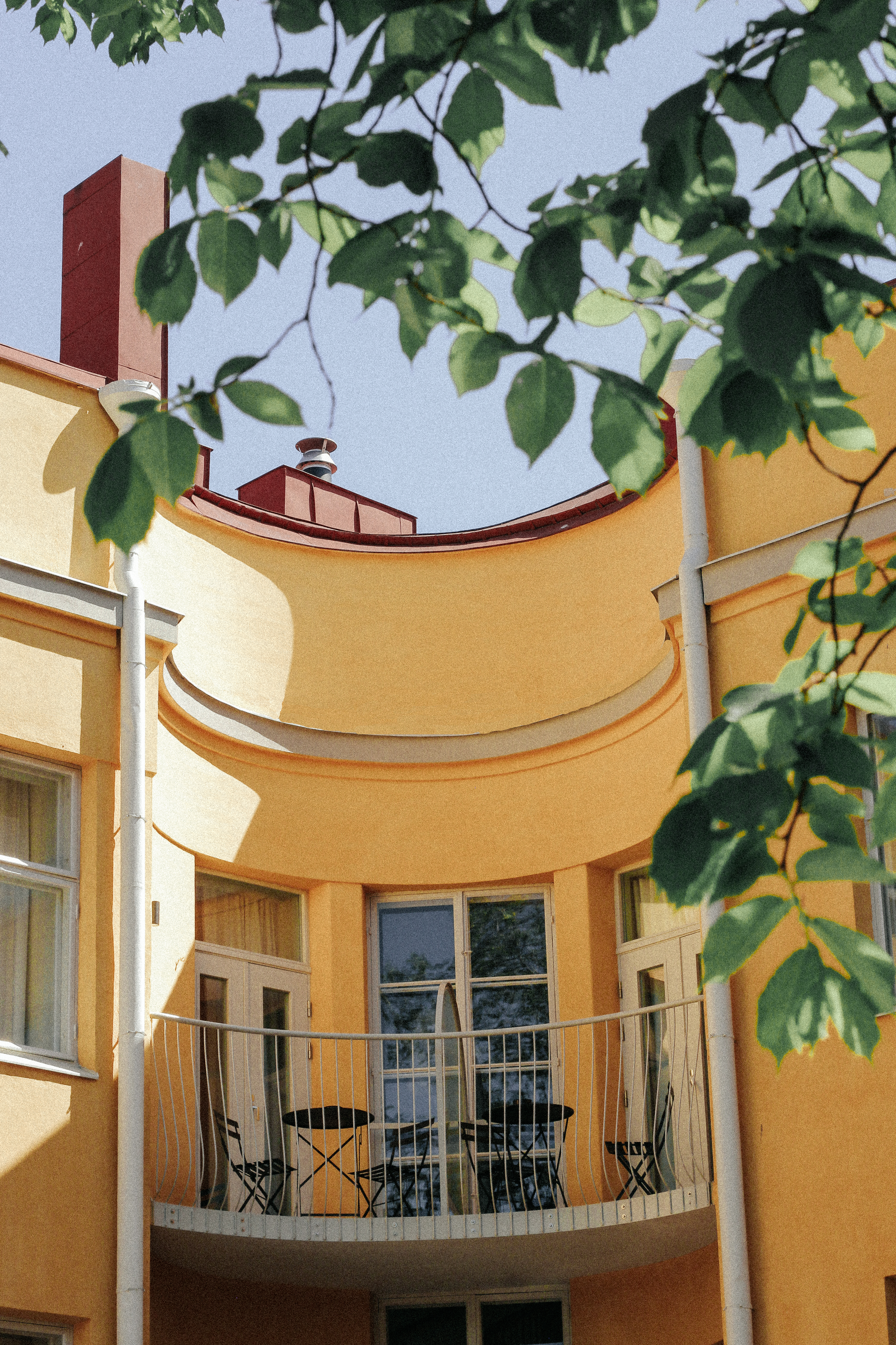 balcony