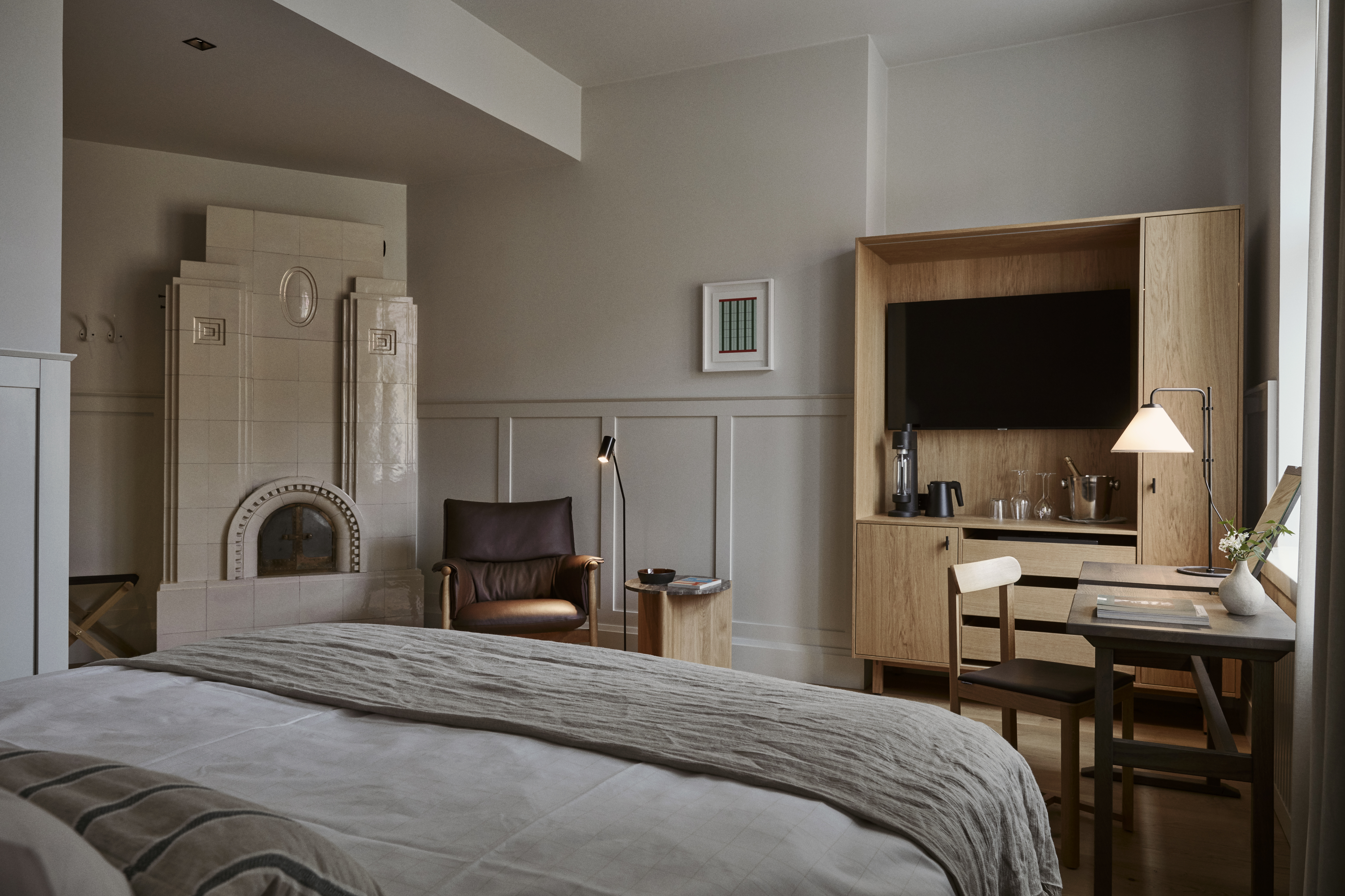 fireplace suite