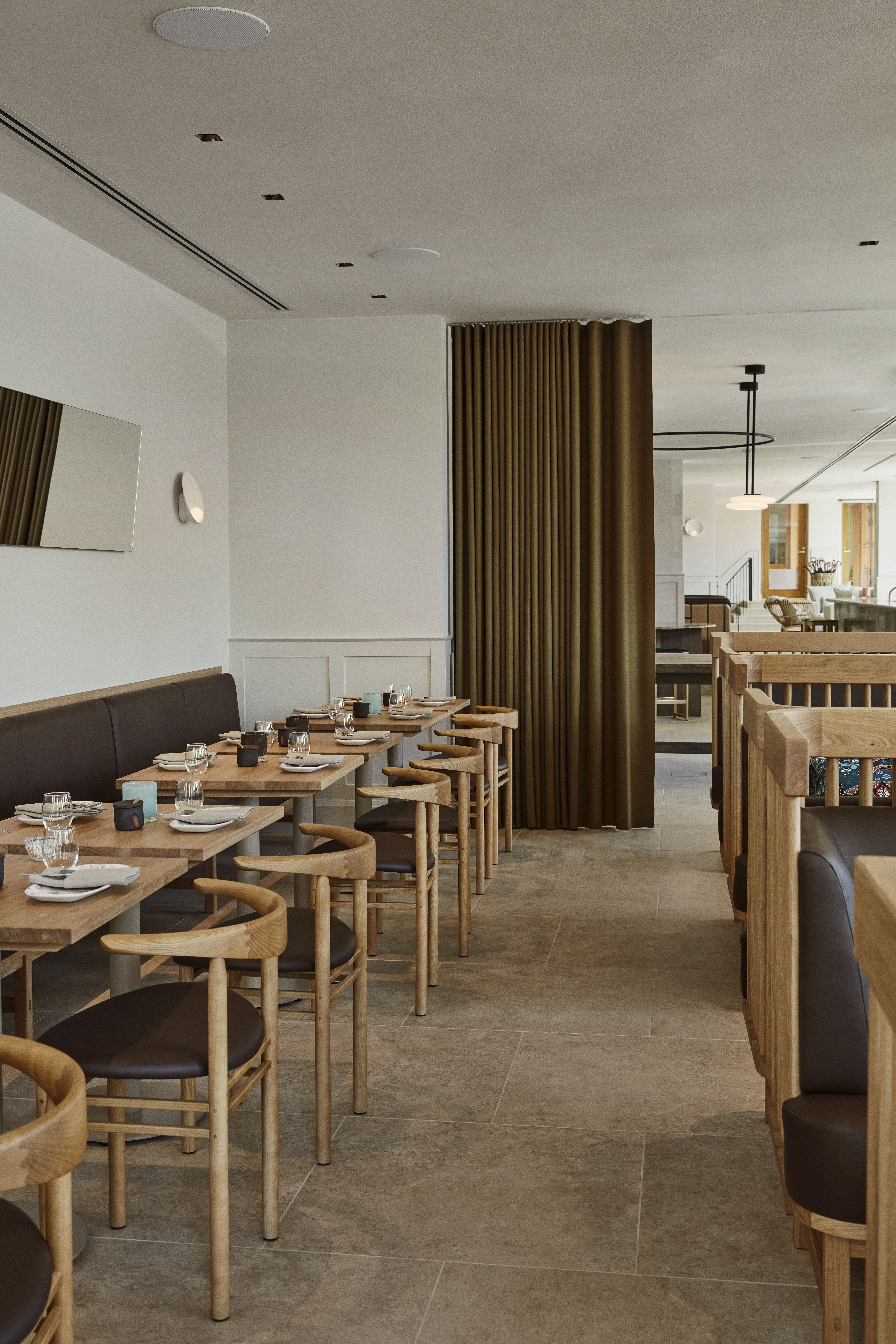 restaurant