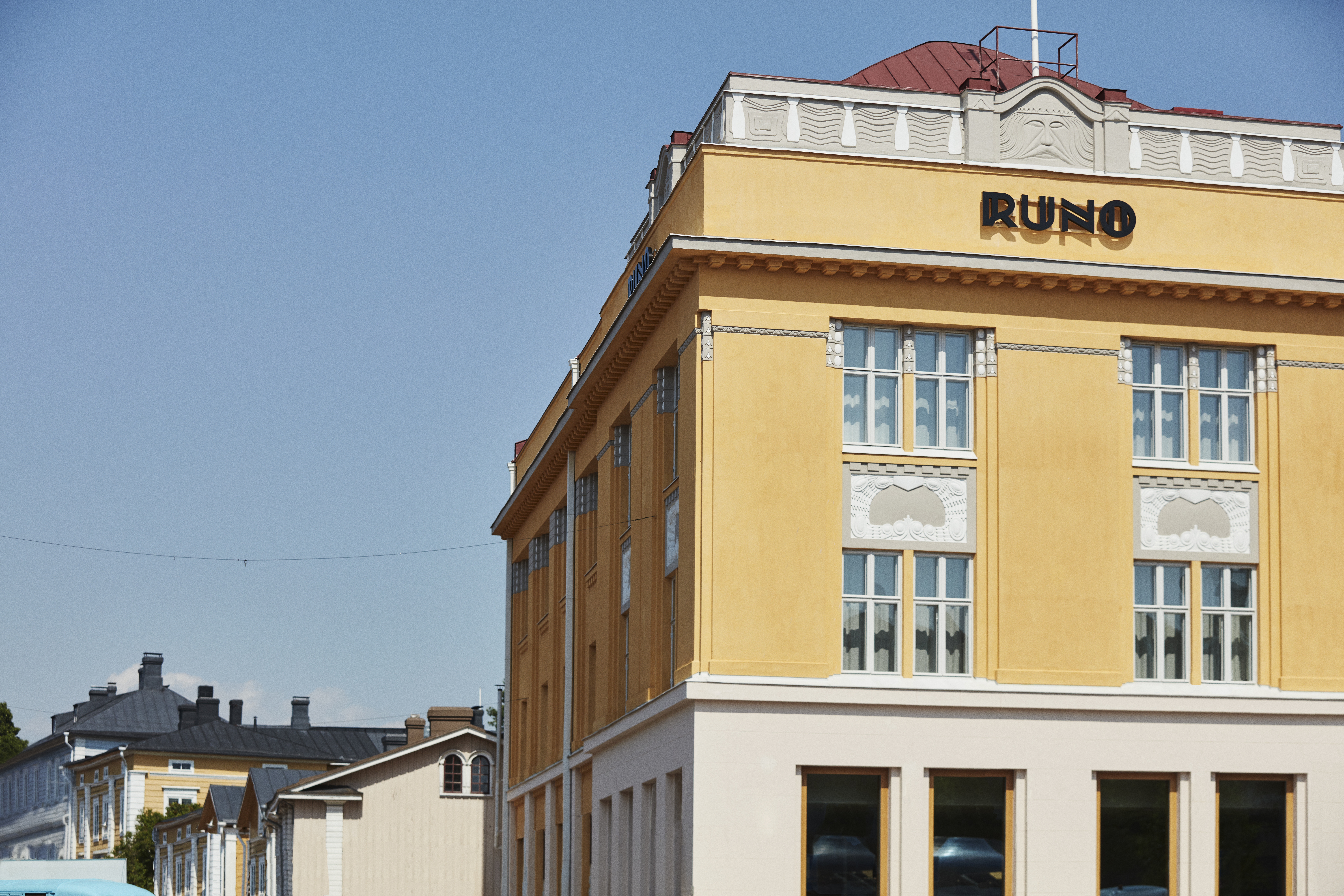runo front 1