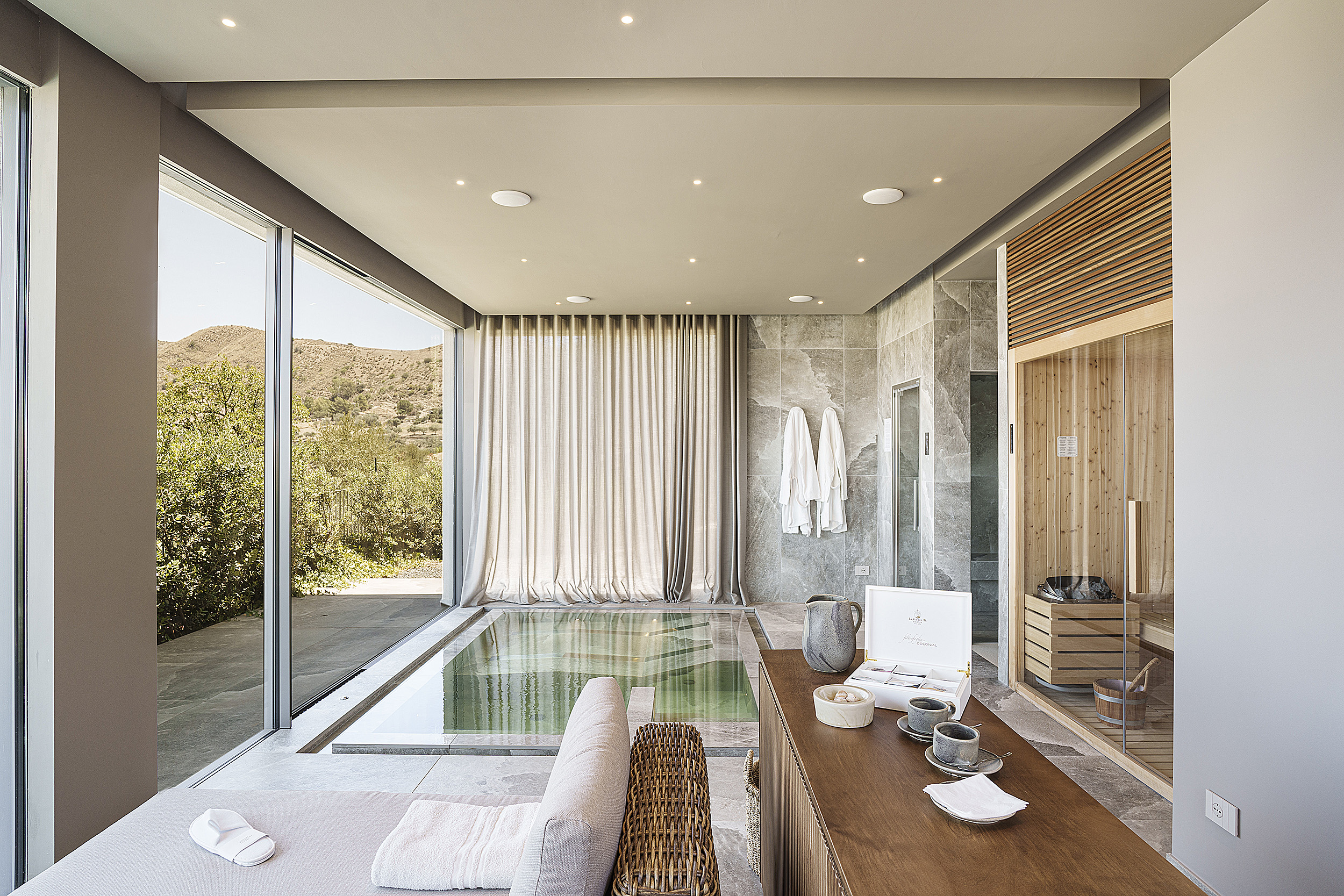 16 spa