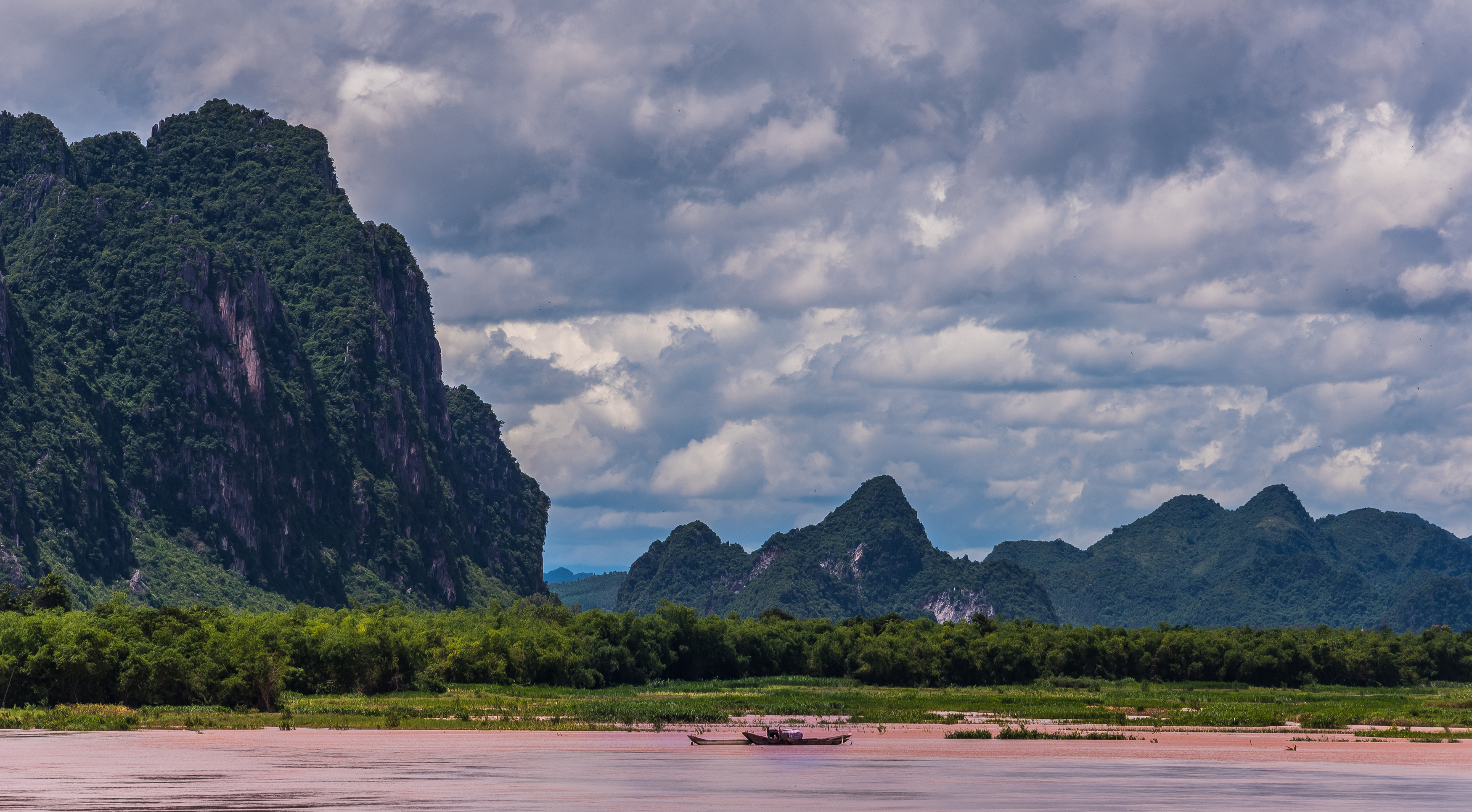 1716890151 ho chi minh city phong nha to ninh binh 3