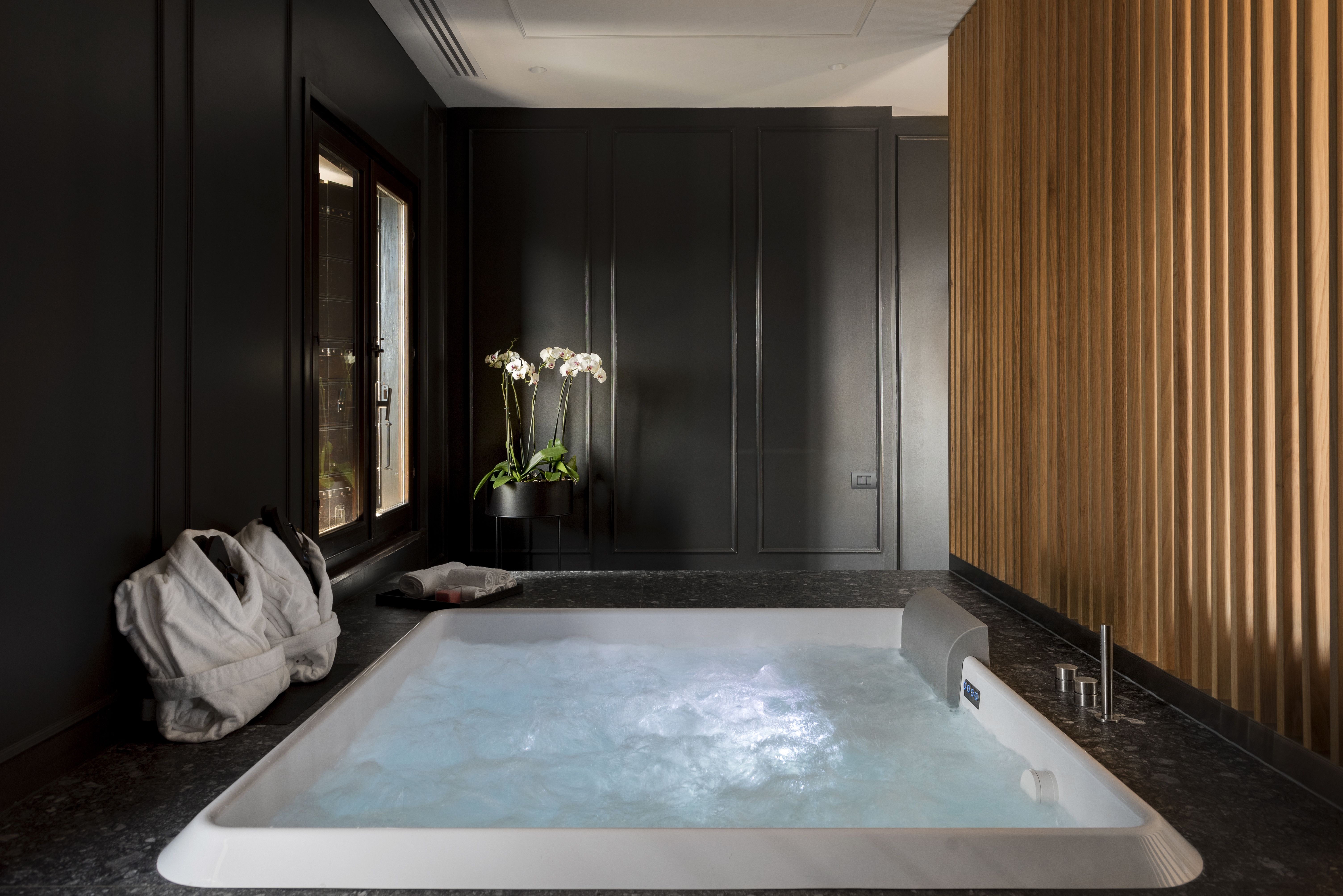 17 jacuzzi relais villa margherita 24