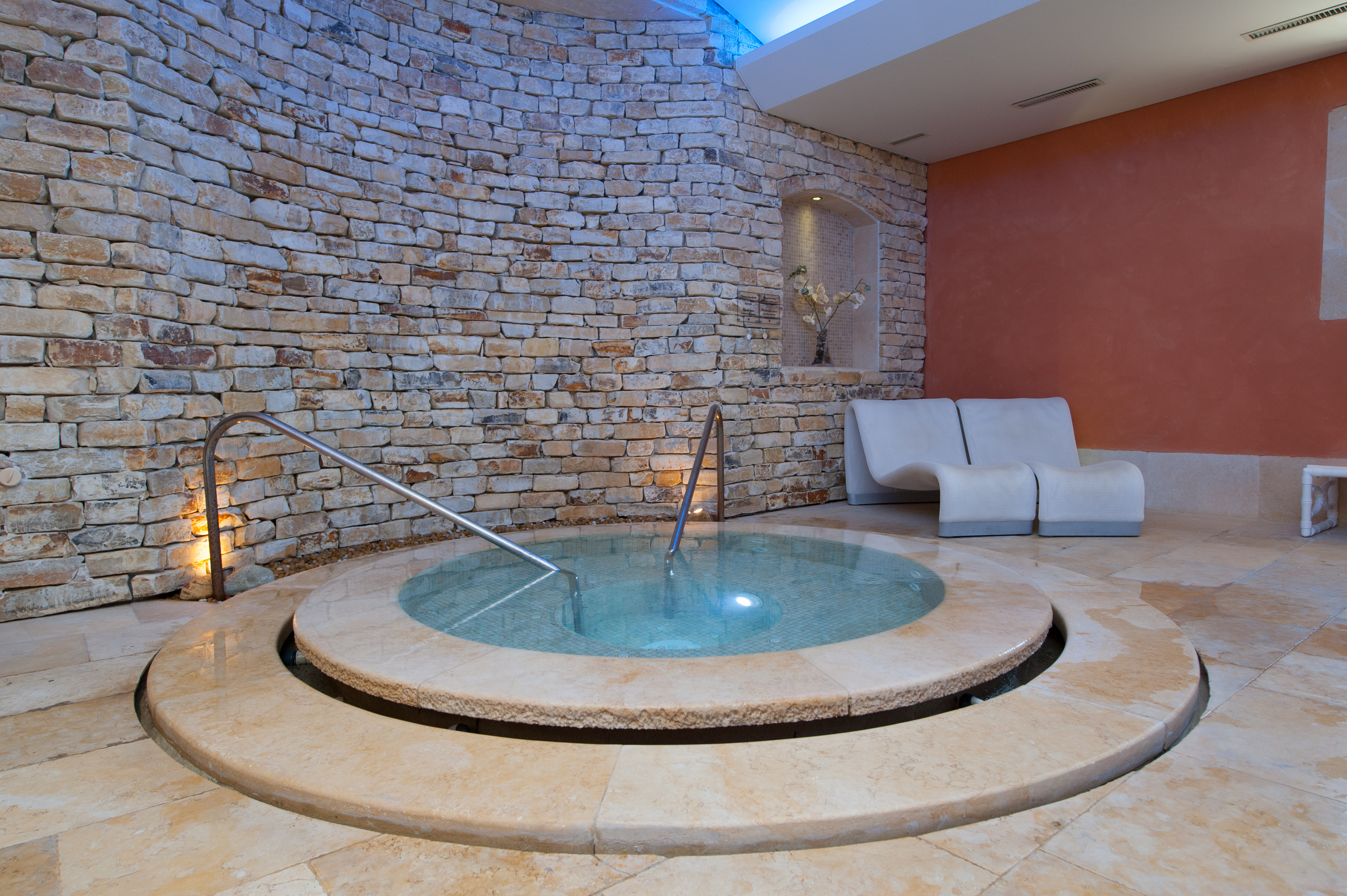 aubergedecassagnespa spa jacuzzi encastrement kopie