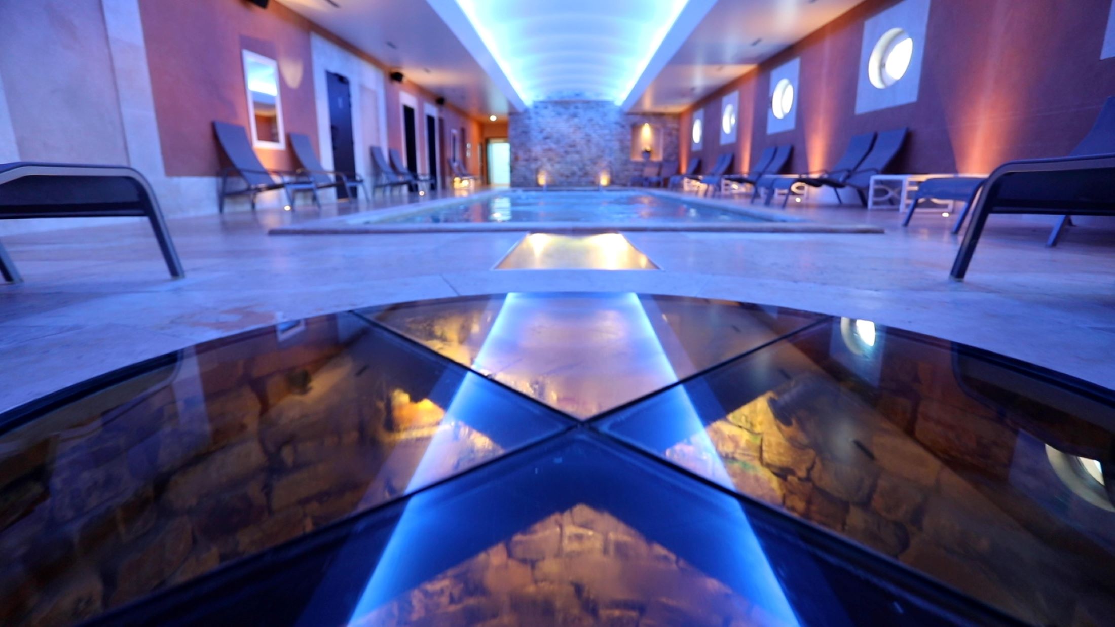 aubergedecassagnespa spa piscine puit de lumiere kopie