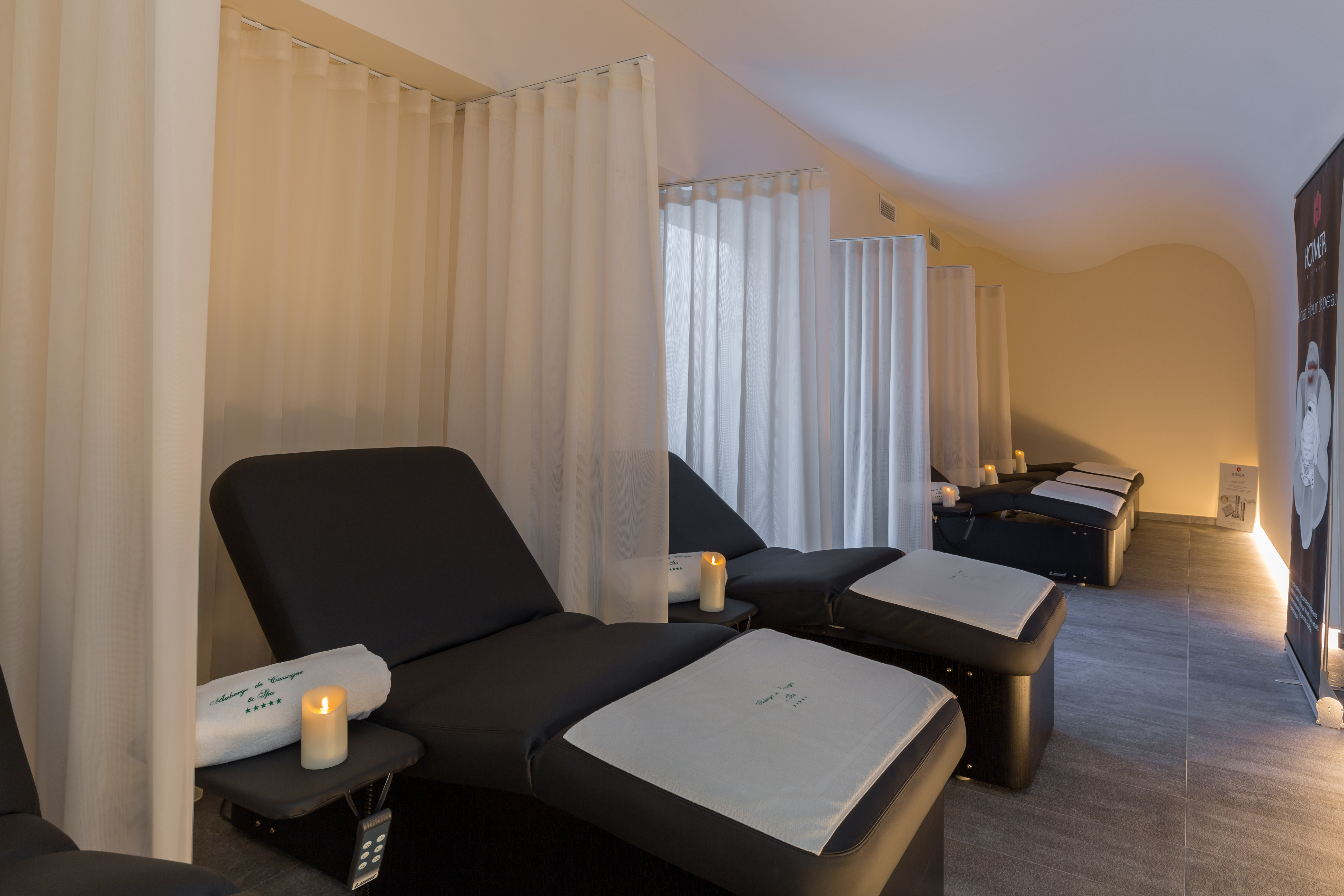 aubergedecassagnespa spa salle de repos fauteuils relaxants kopie