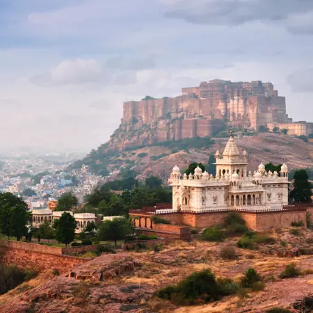 tourist landmarks of jodhpur jaswanth thada mausoleum and mehrangarh fort jodhpur rajasthan india