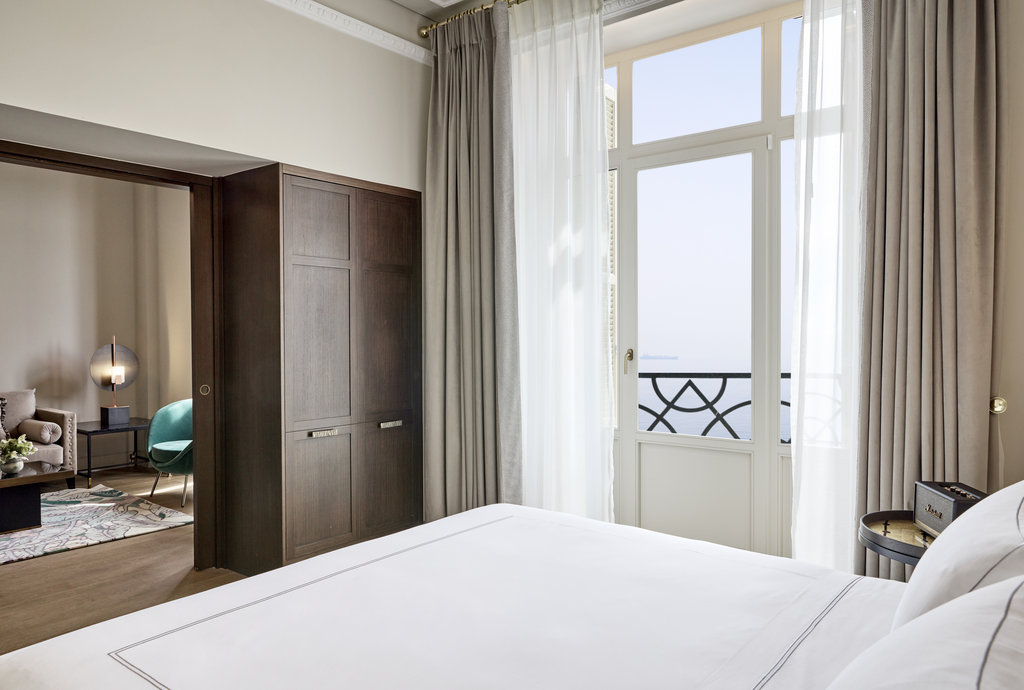 mediterranee grand suite seafront with balcony