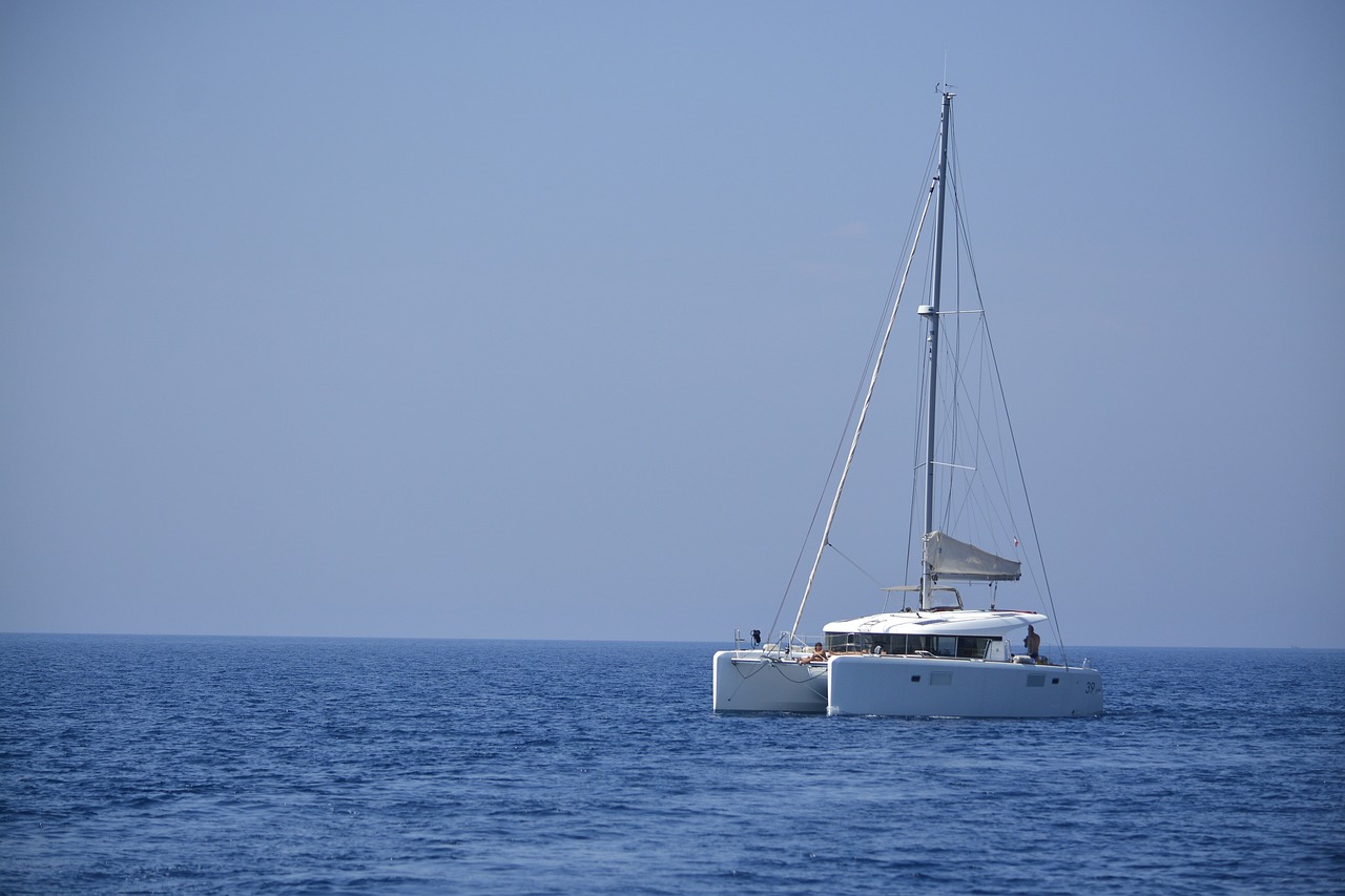 catamaran 5988275 1280