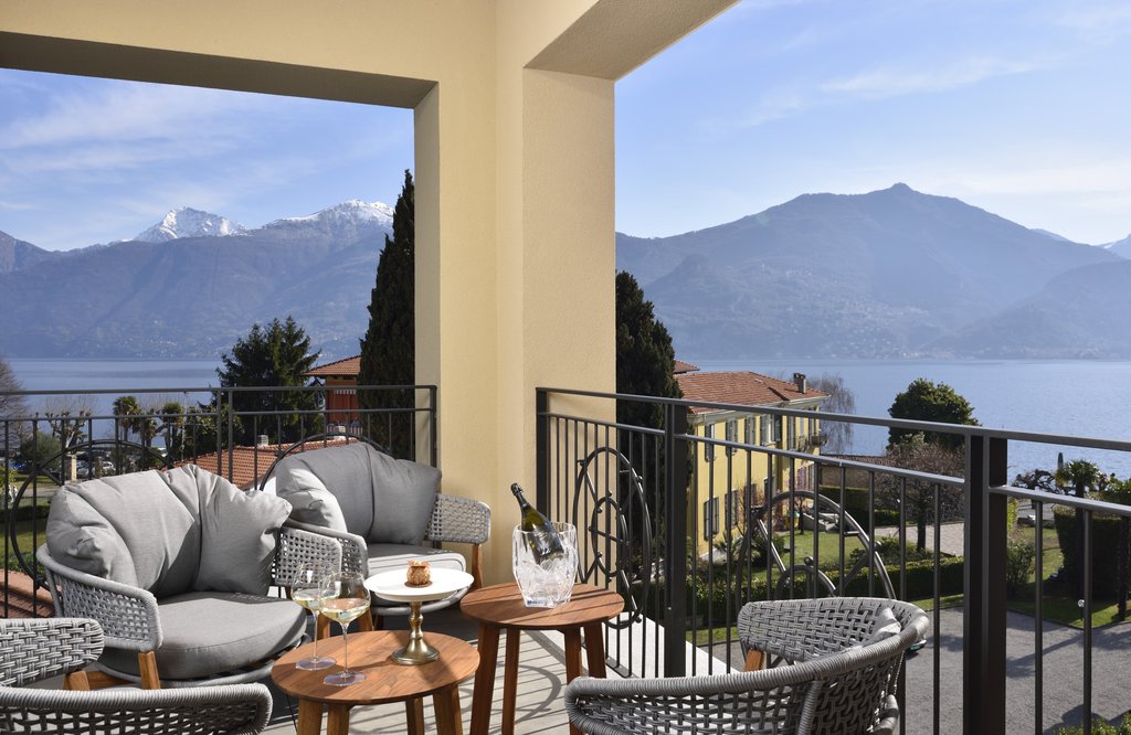 12suite exclusive with lake view terrace