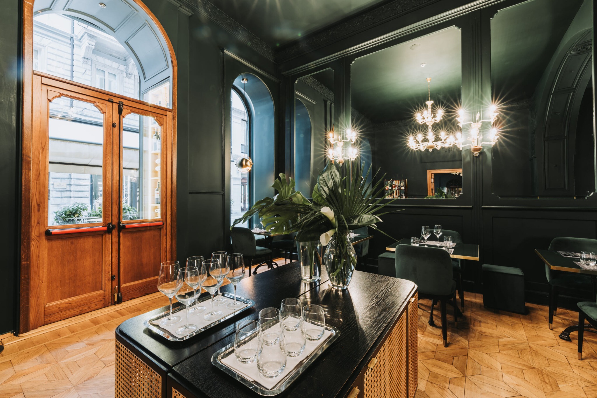 continental trieste fijn dinerzaal caractere